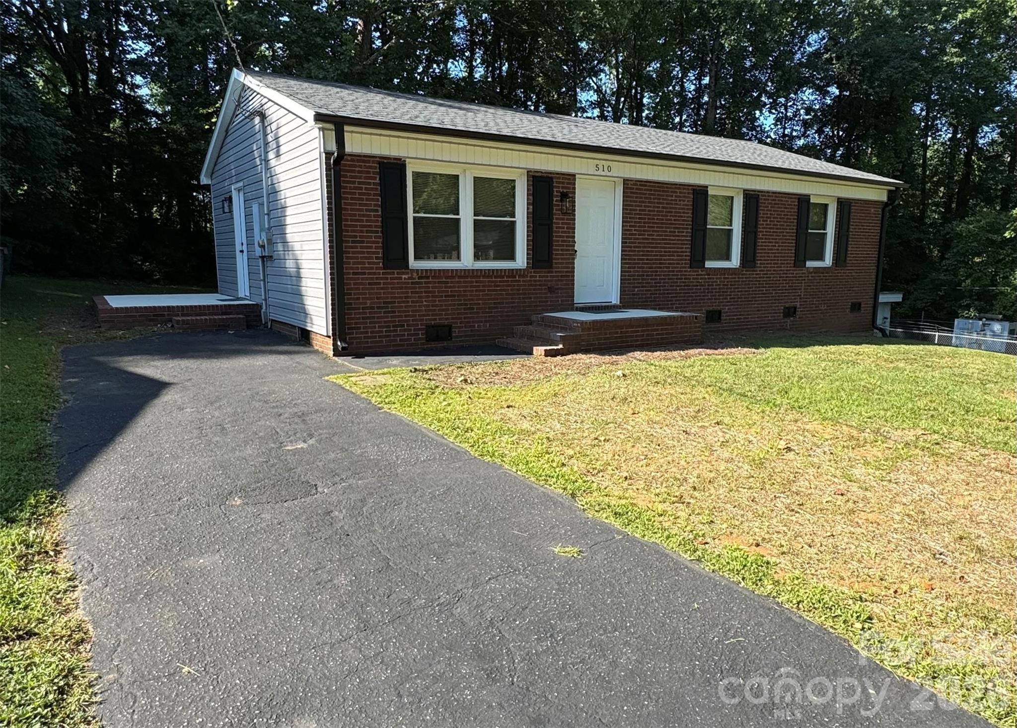 510 Belfast Drive — photo