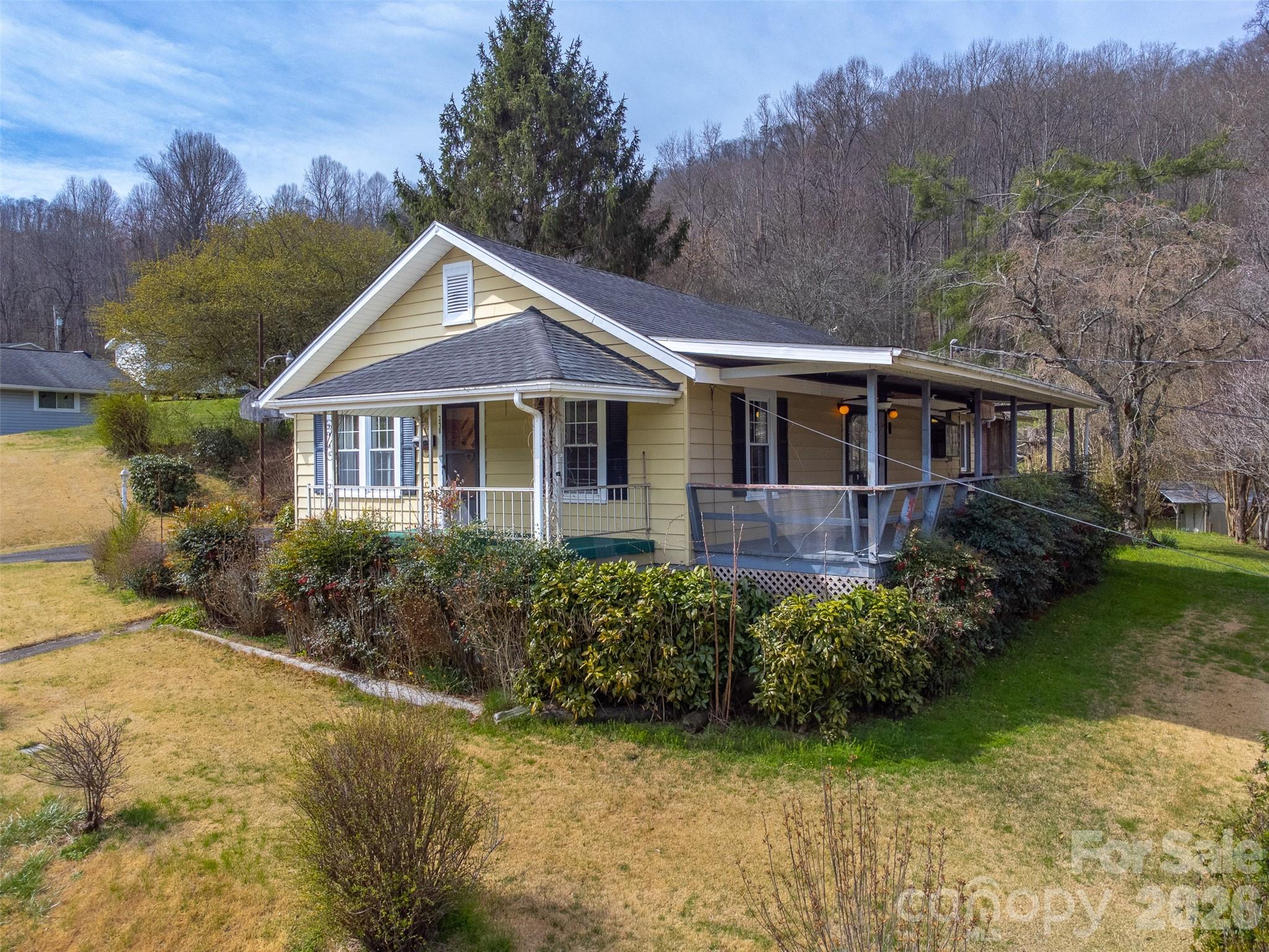 318 Sunrise Park — photo