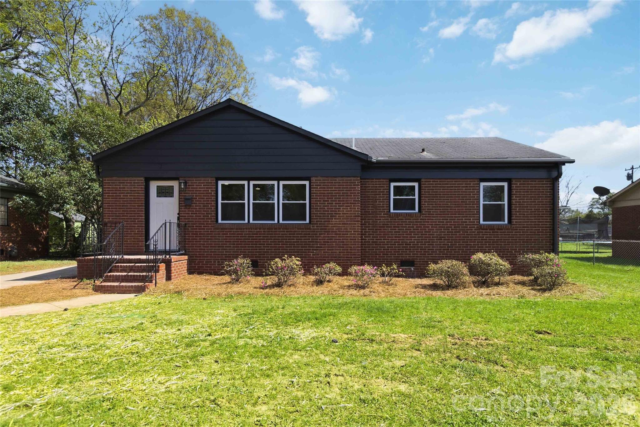 3609 Eastway Drive — photo