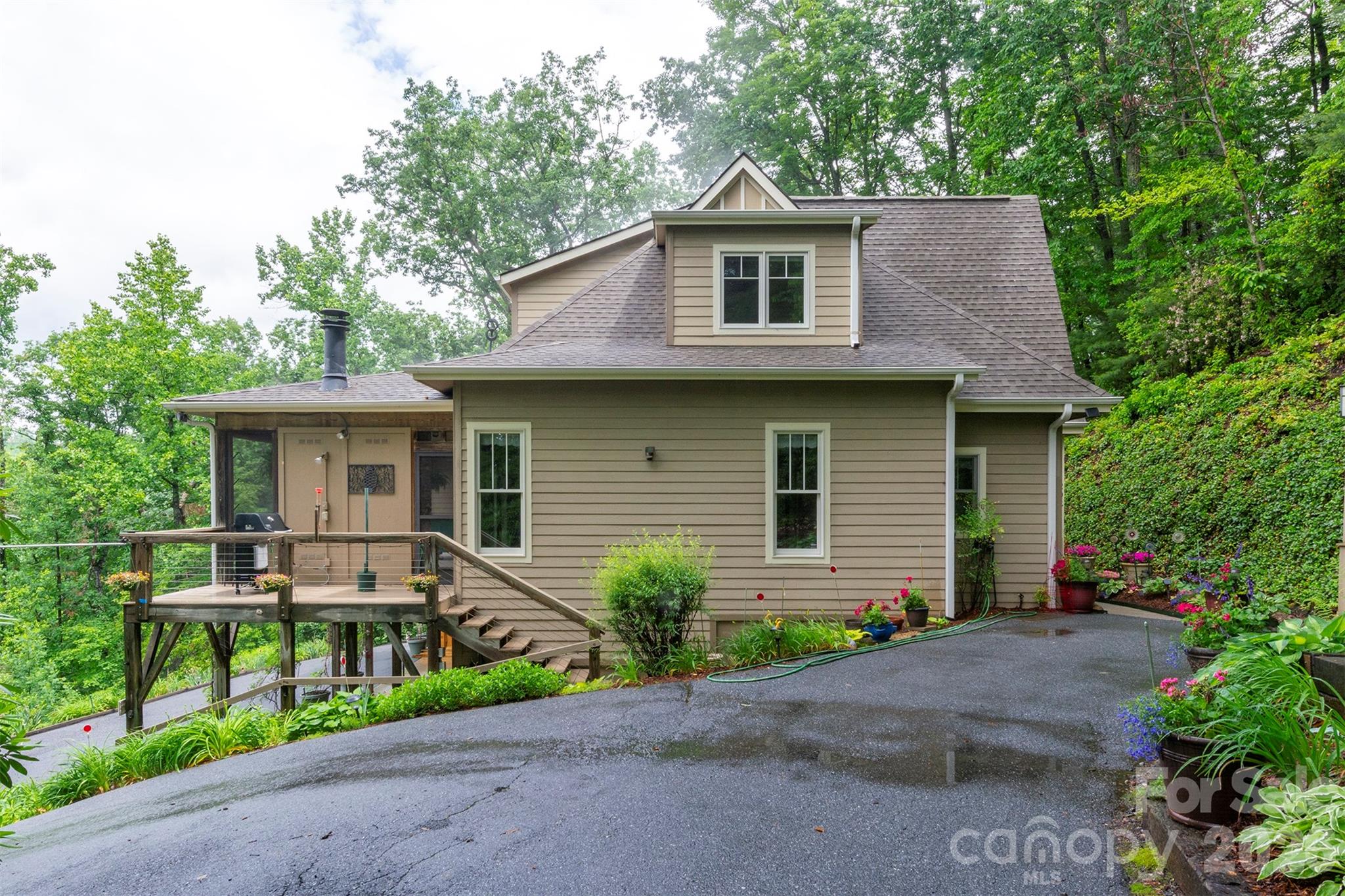 204 Briarcliff None 5 — photo
