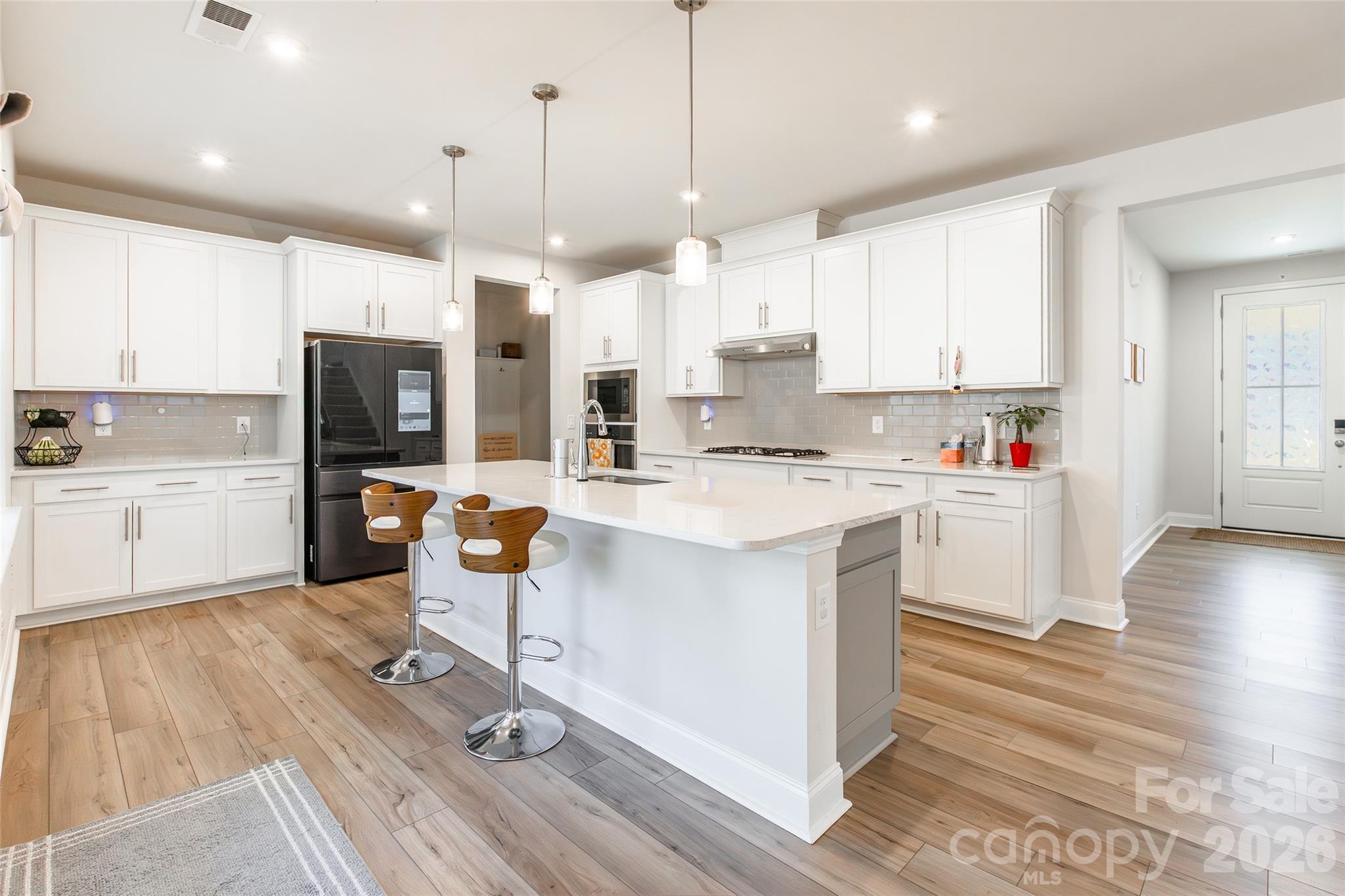115 Hadley Court — photo