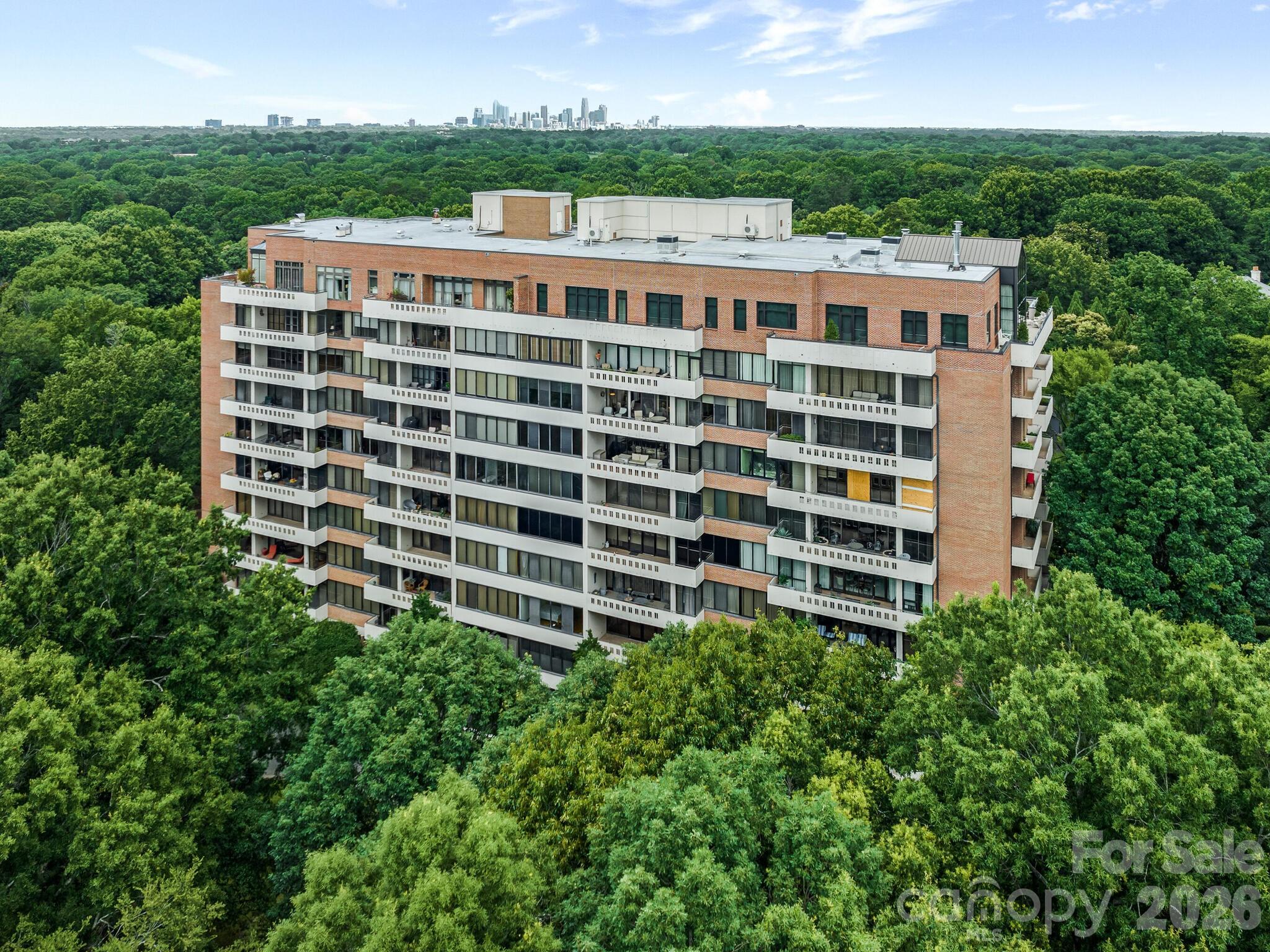 2633 Richardson Drive 8B — photo