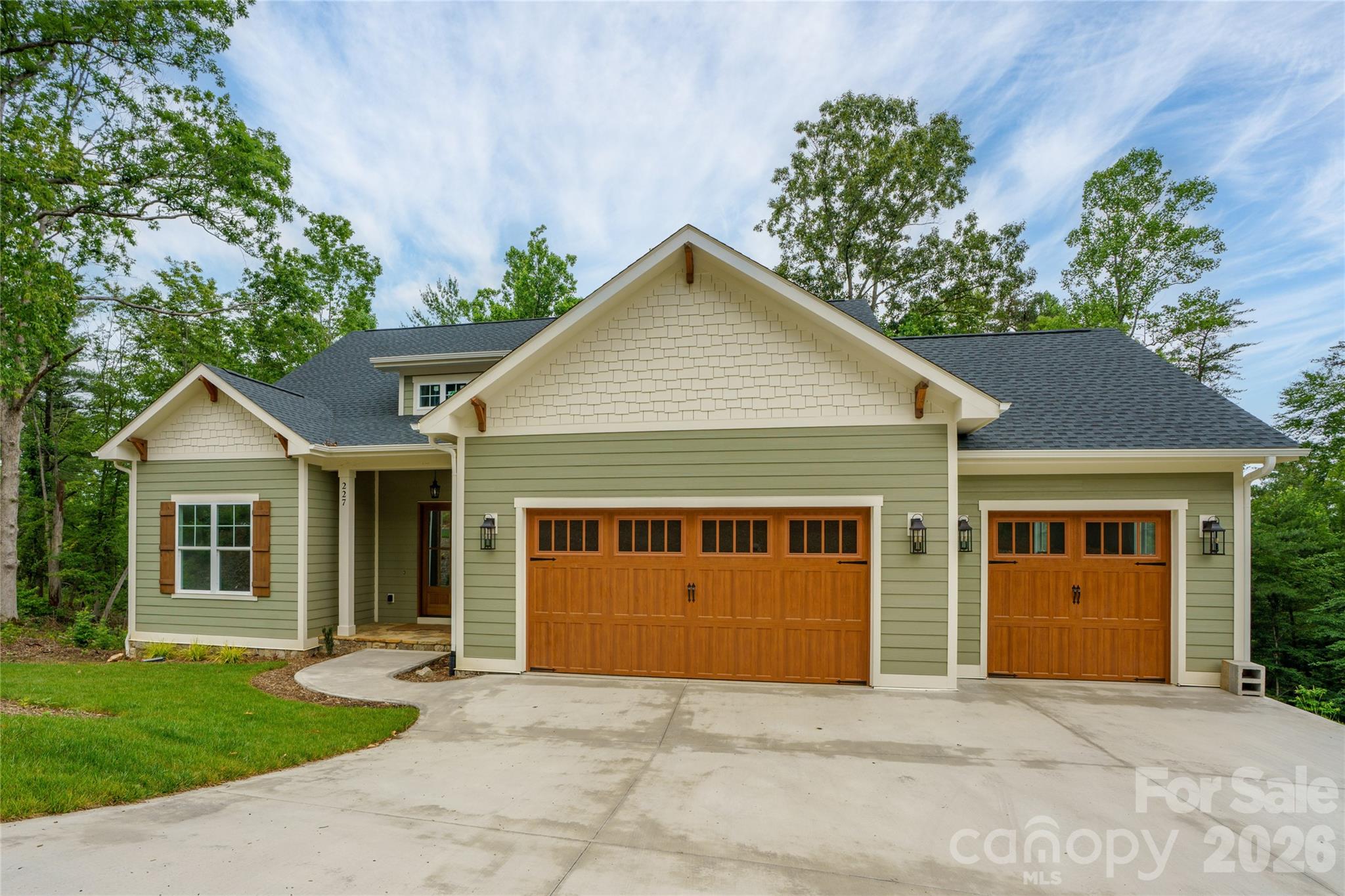 227 Northview Drive — photo