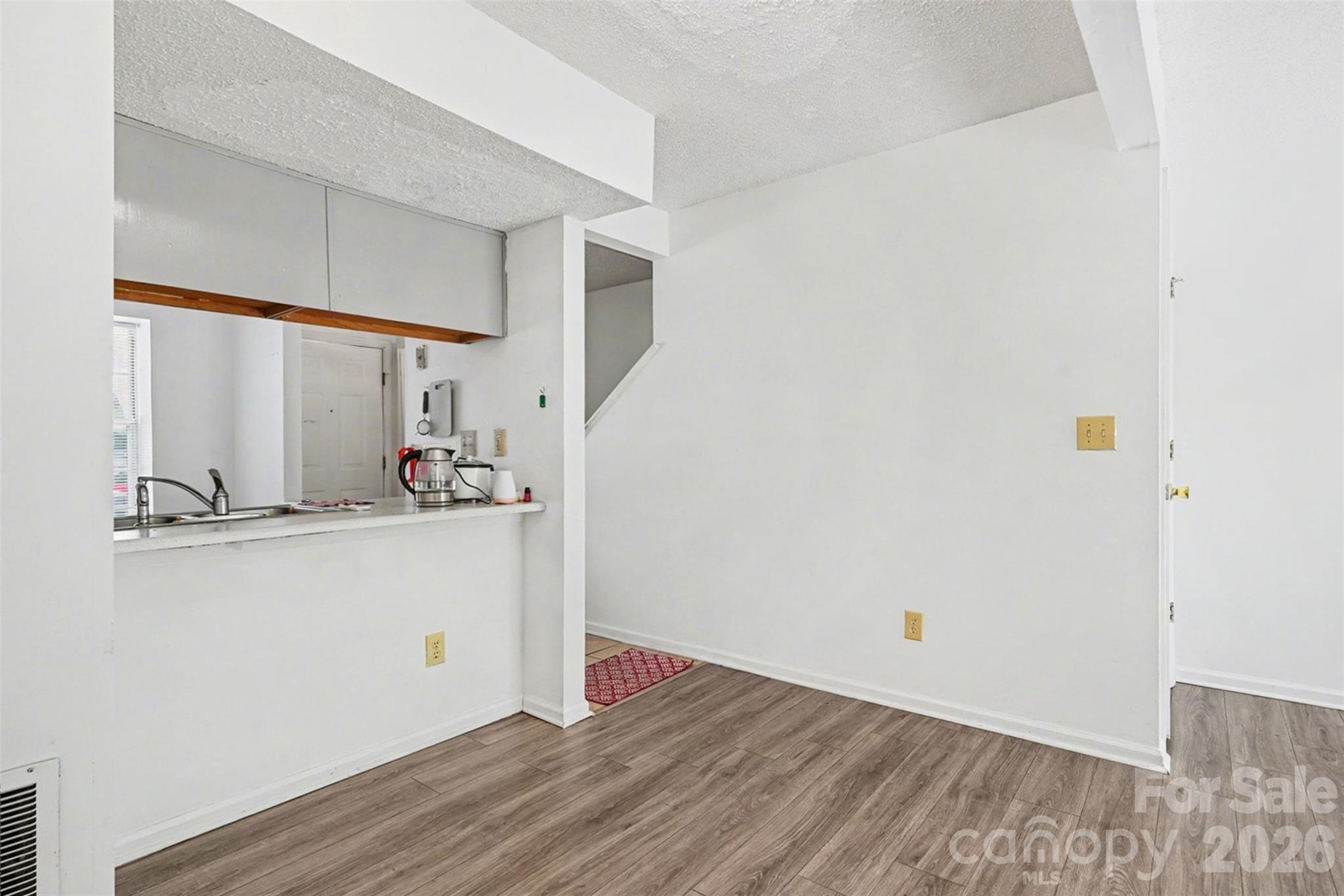 535 Lex Drive — photo