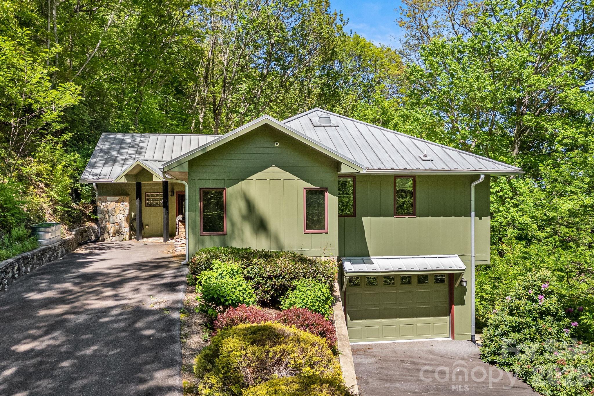1760 Winding Creek Drive — photo