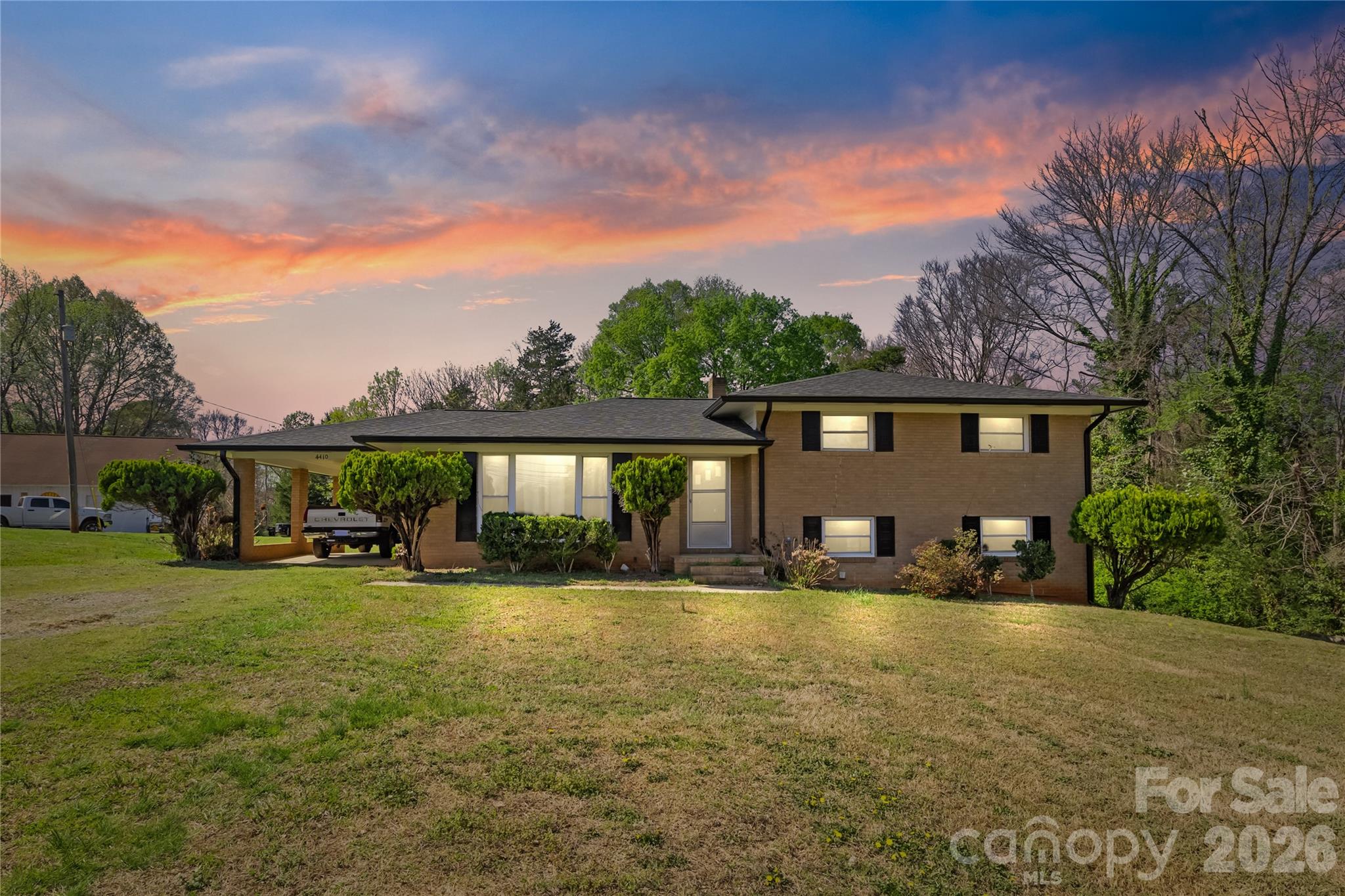4410 Zion Church Road — photo