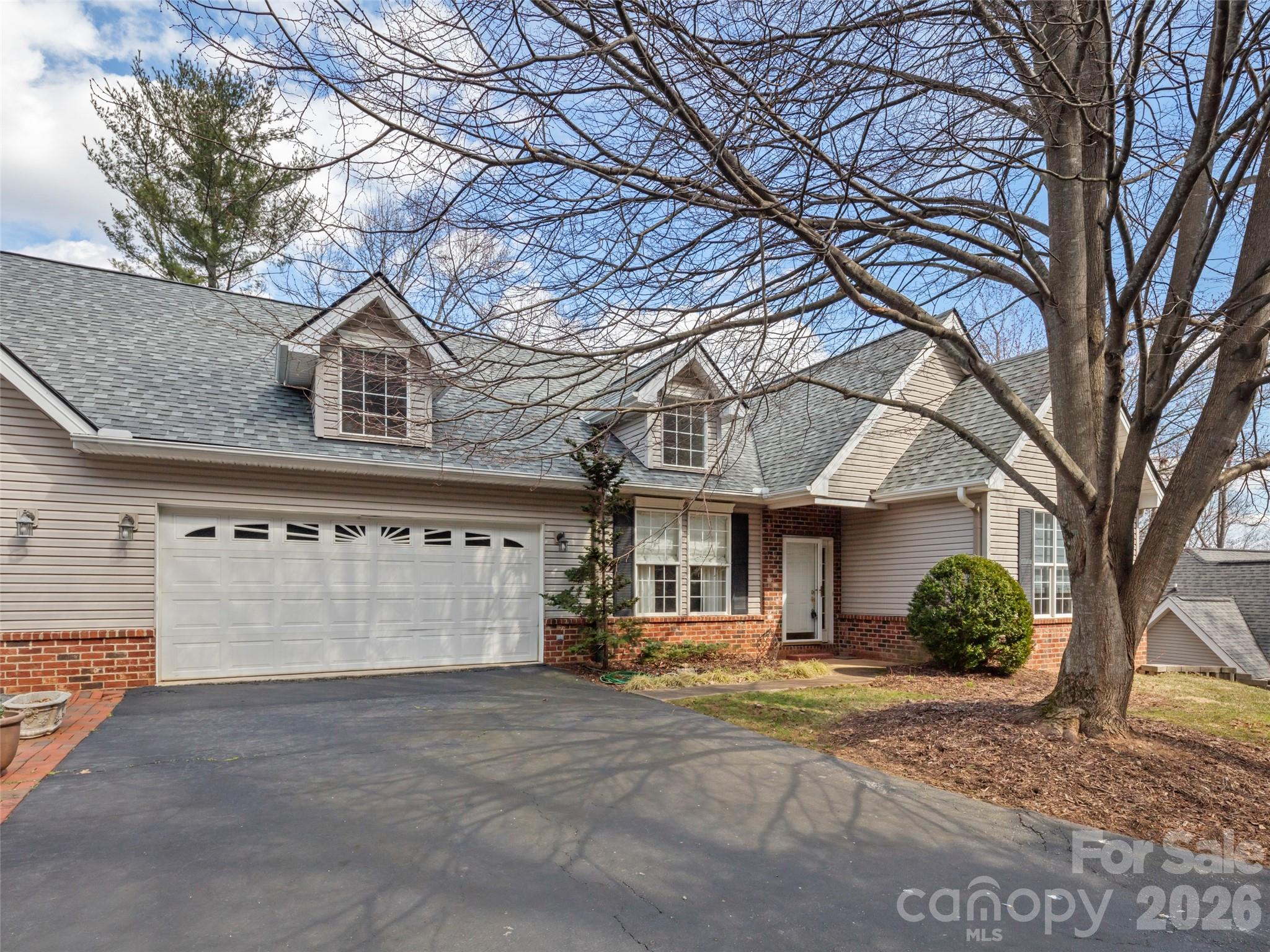 109 Poppy Lane — photo