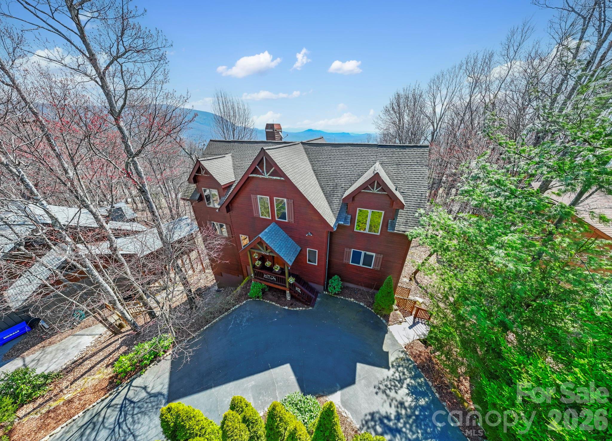 277 Kestrel Court — photo