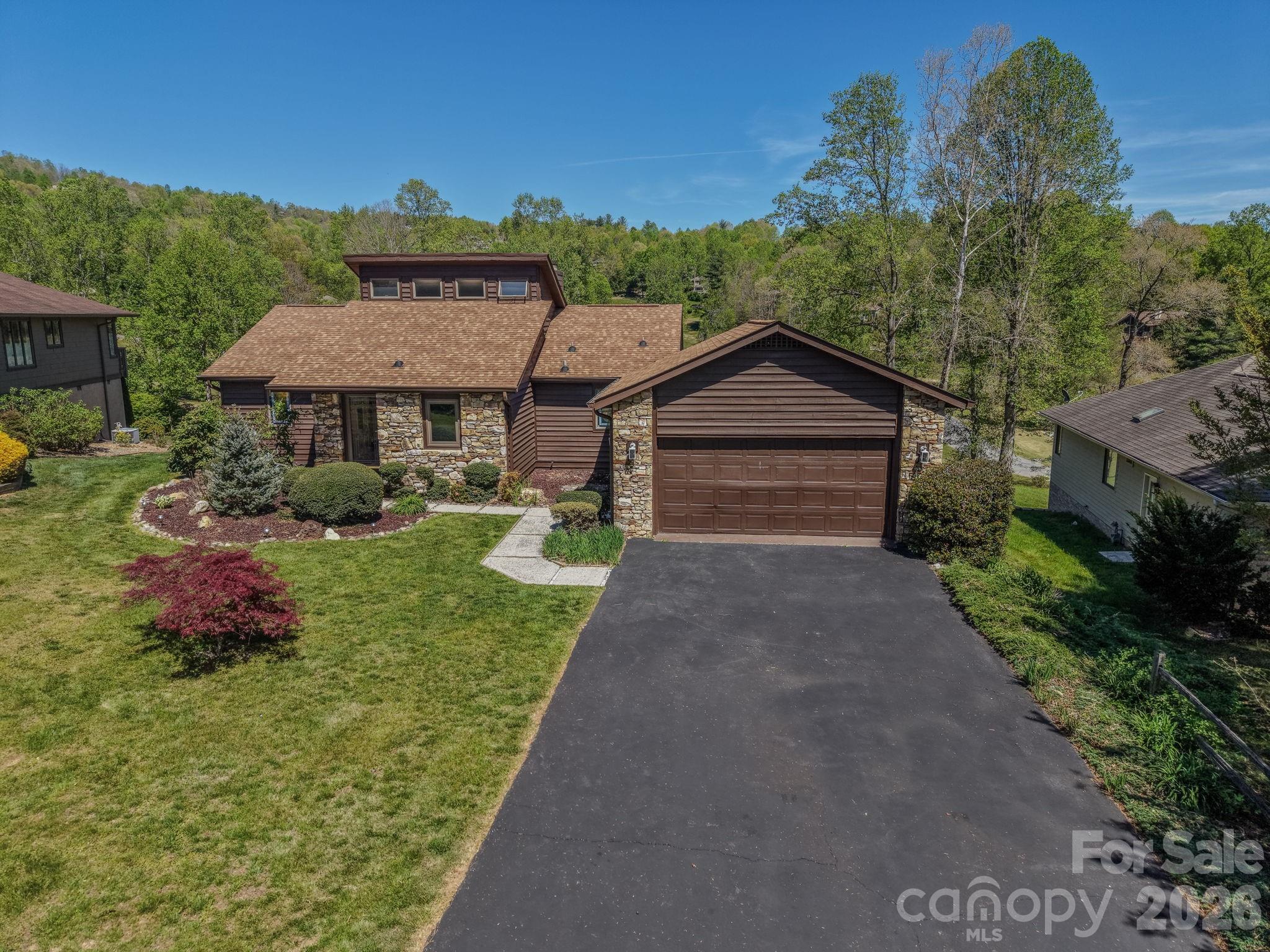 3104 Cove Loop Road — photo