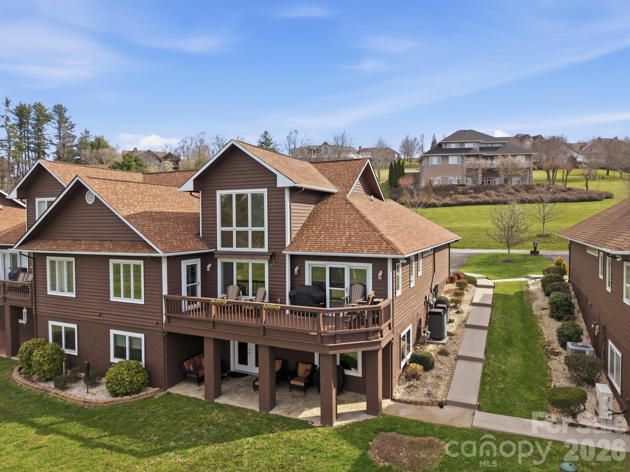 233 Lake View Place D1 — photo