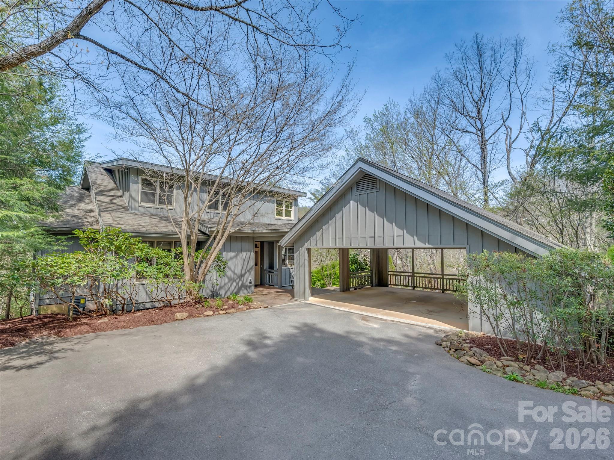 4 Wild Ivy Run — photo