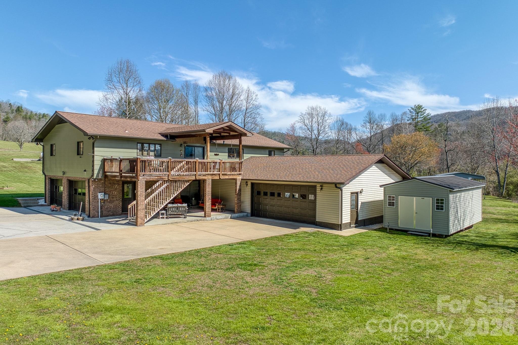 2456 Hendersonville Highway — photo