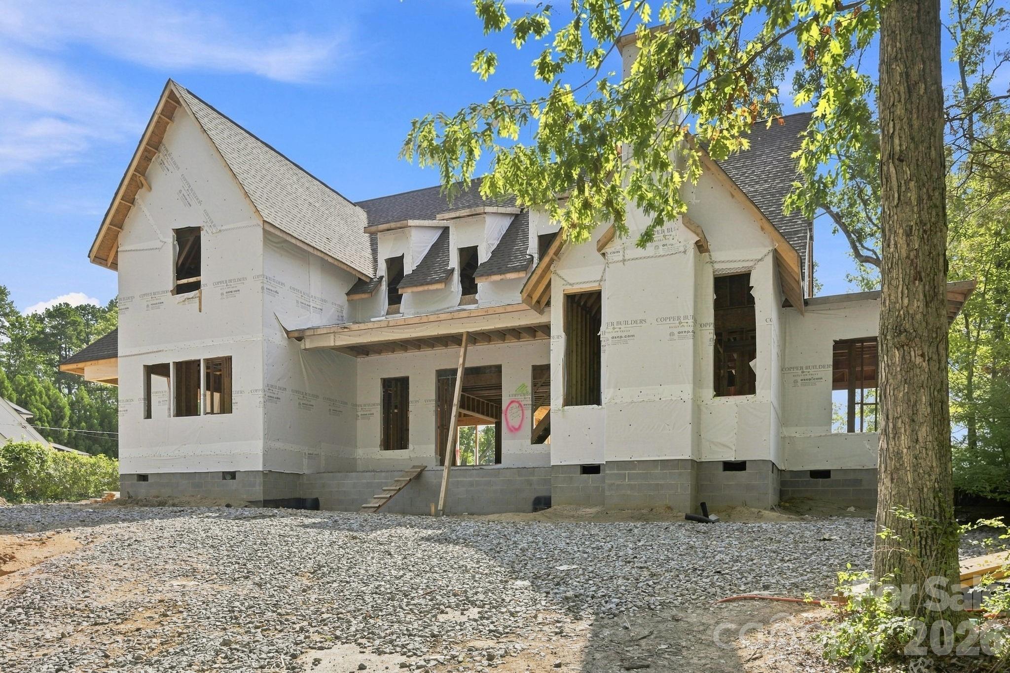 541 Greenway Street — photo