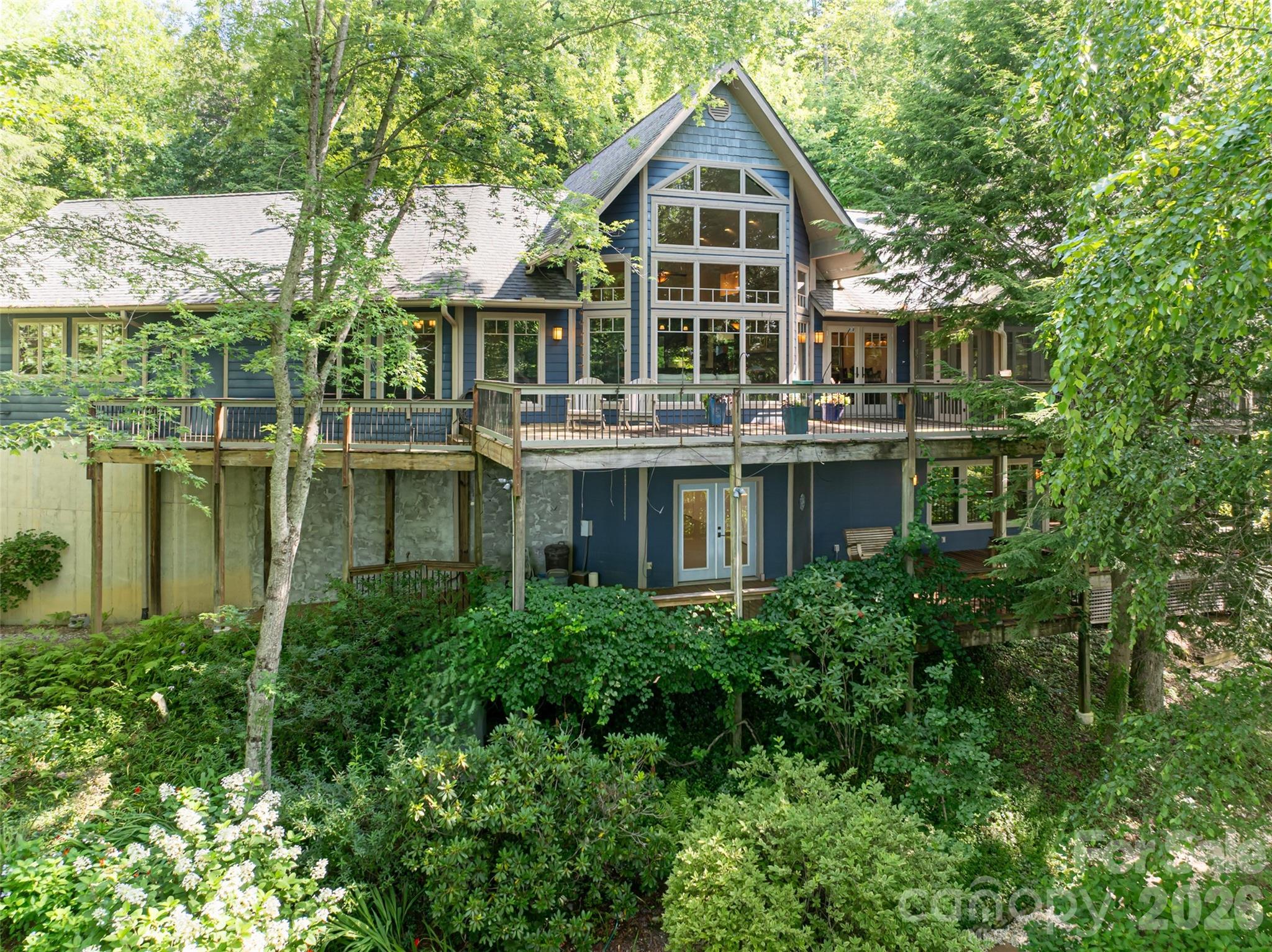 935 Whites Lake Boulevard — photo