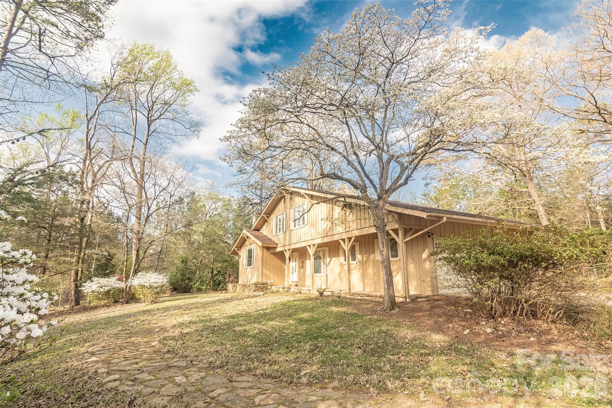 3951 Maple Creek Road — photo
