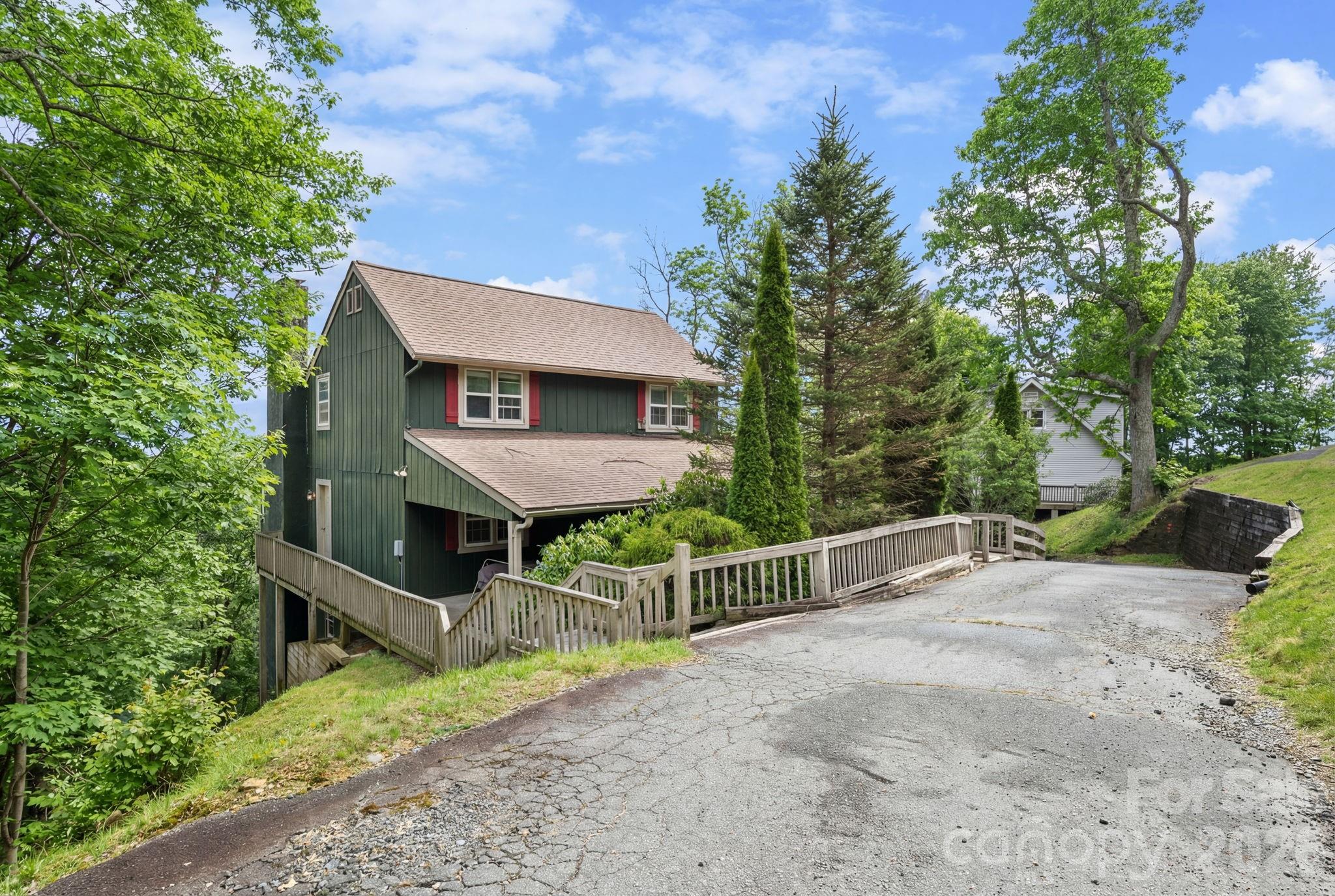 173 Chipmunk Lane — photo