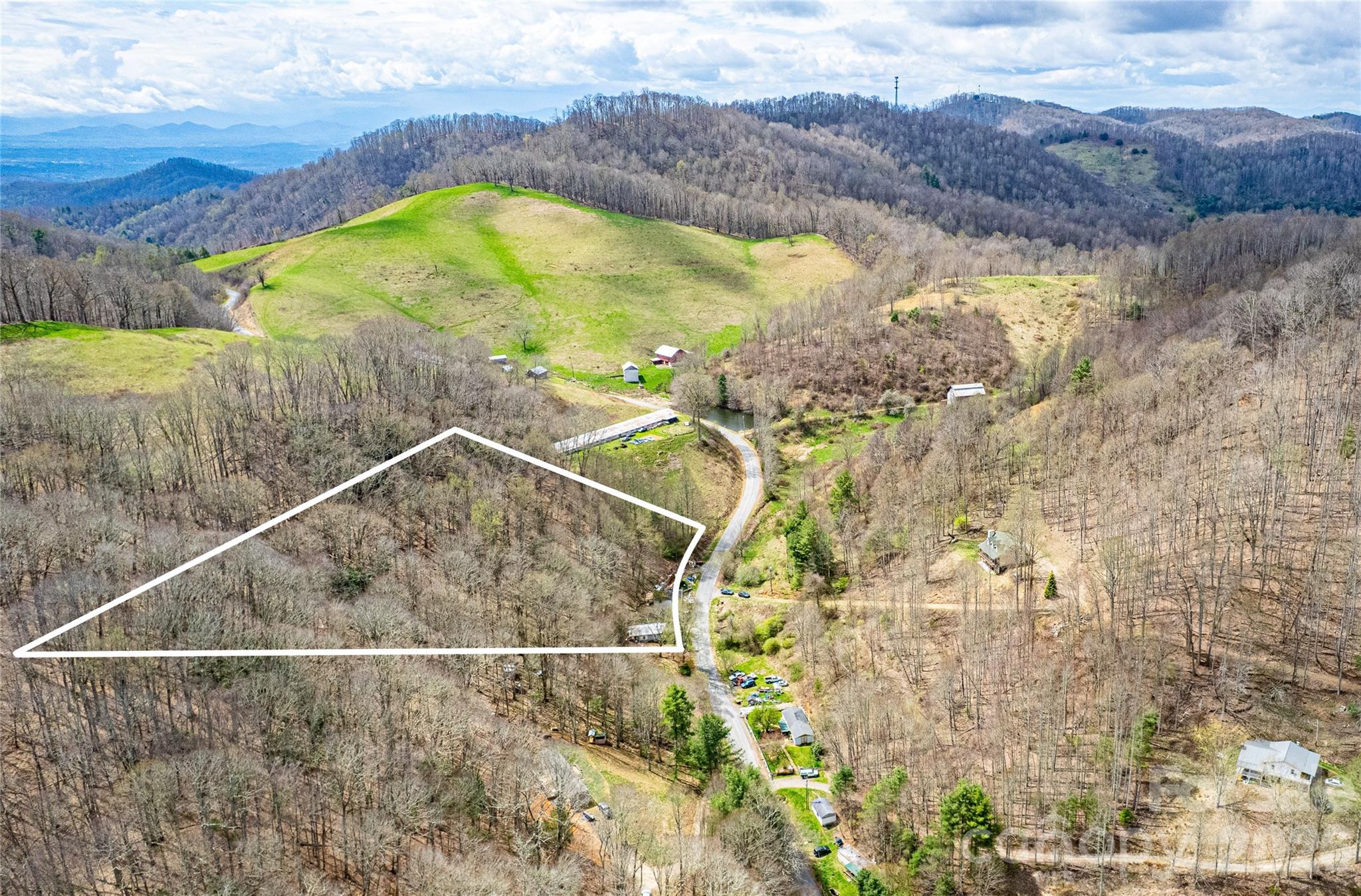 2828 Chandler Creek Road — photo