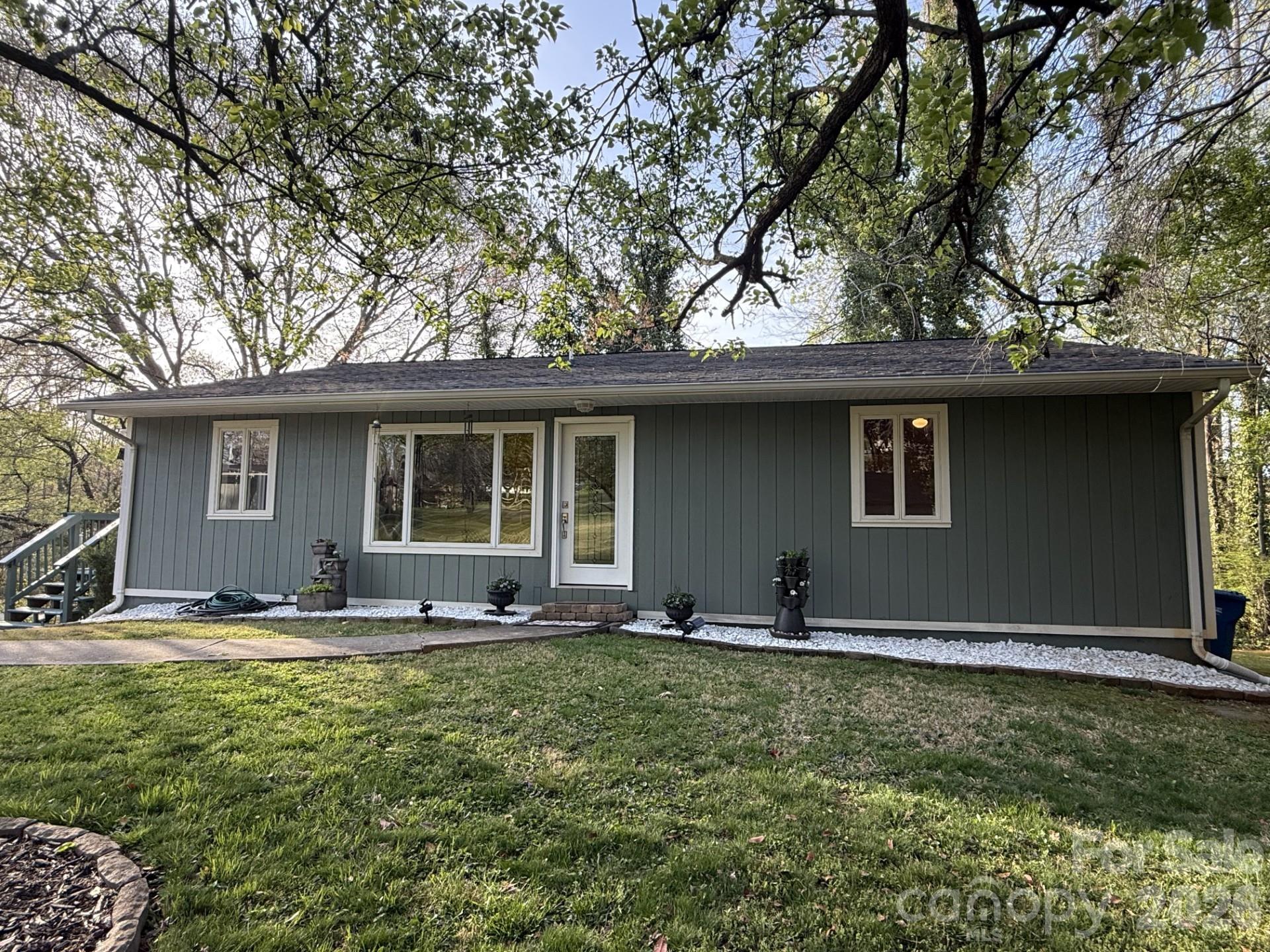 120 42nd Avenue Circle NE — photo