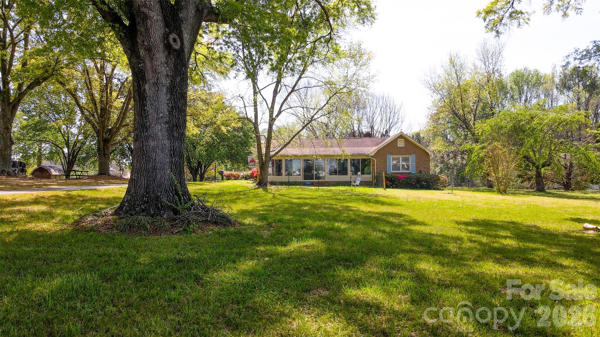 9730 Mount Holly Huntersville Road — photo
