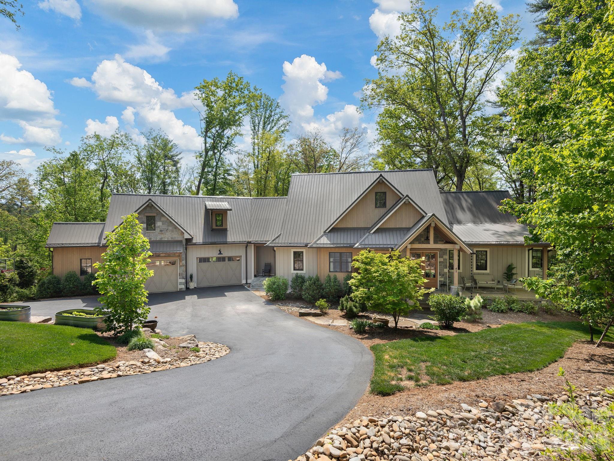 41 Hawberry Court — photo