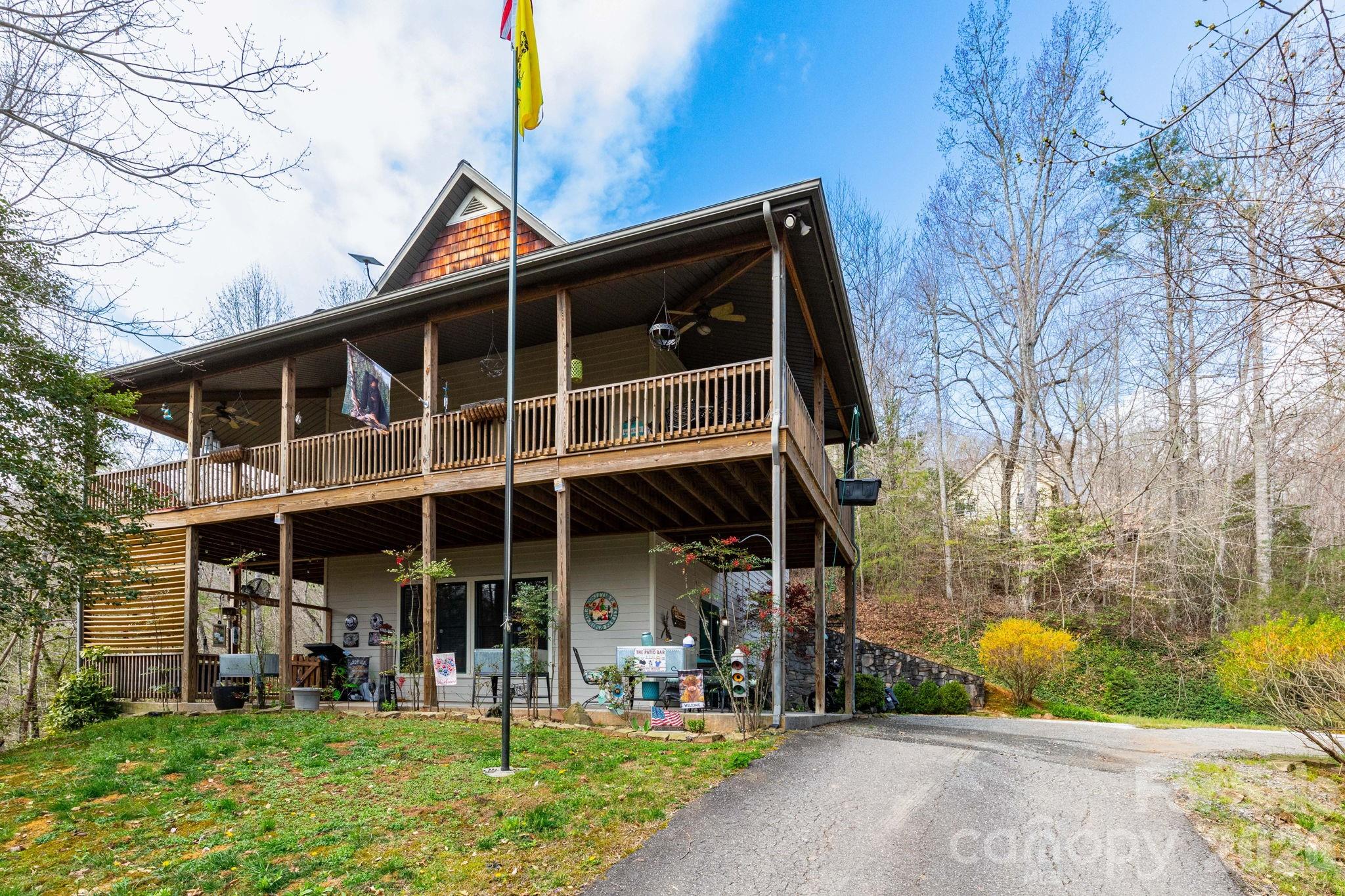 75 Mypie Drive — photo