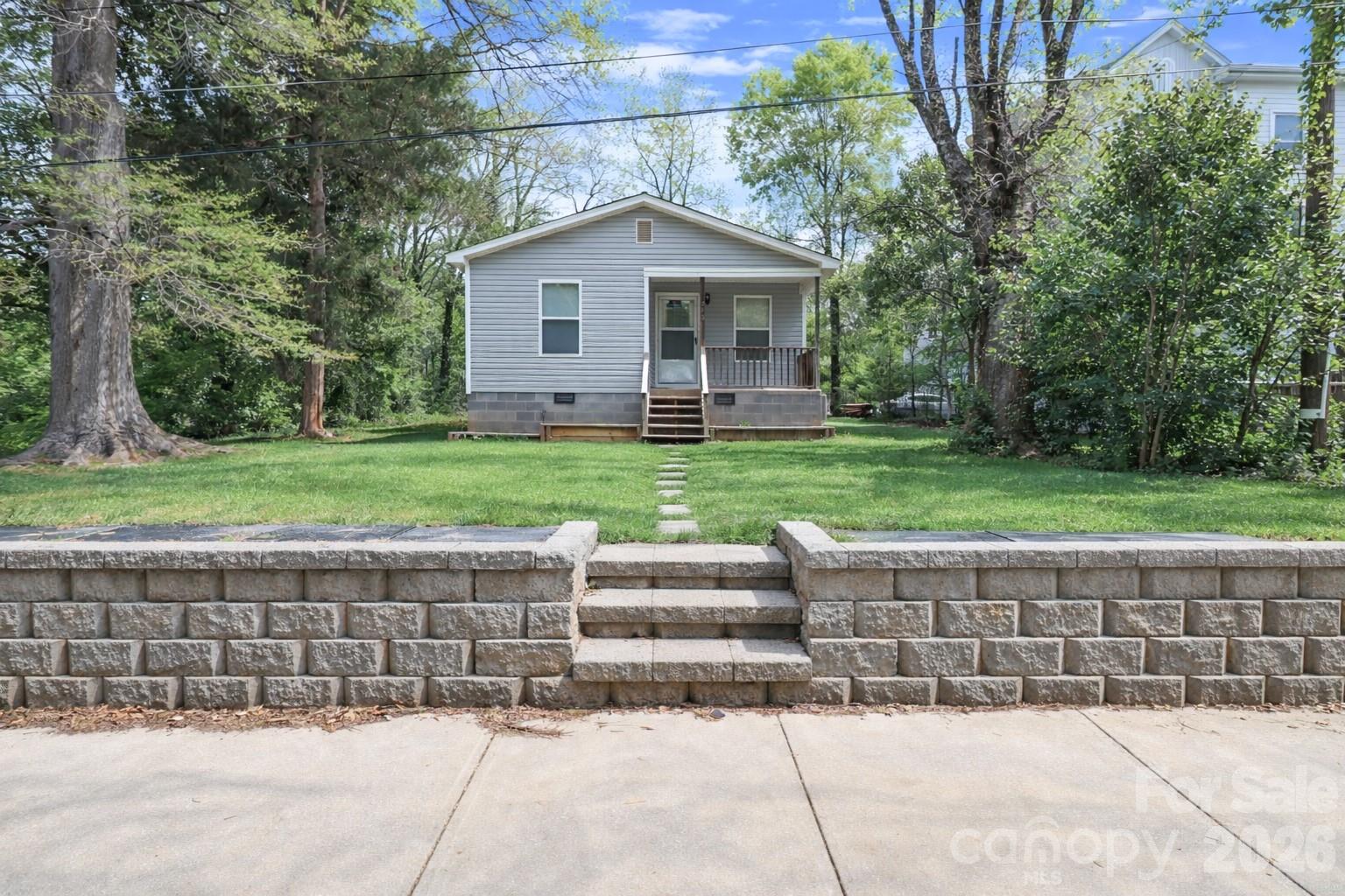 545 Gantt Street — photo