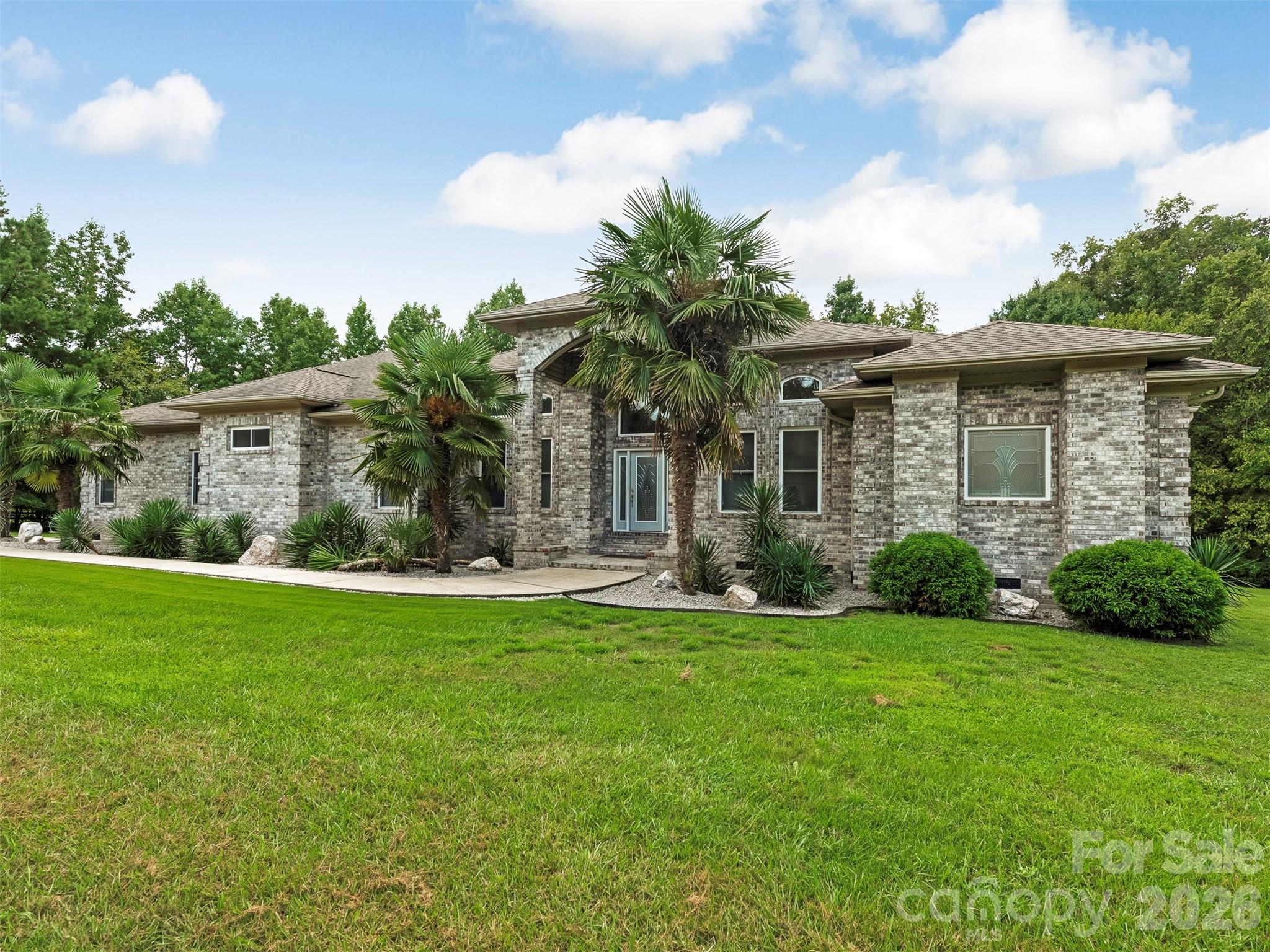 9535 Potter Road — photo