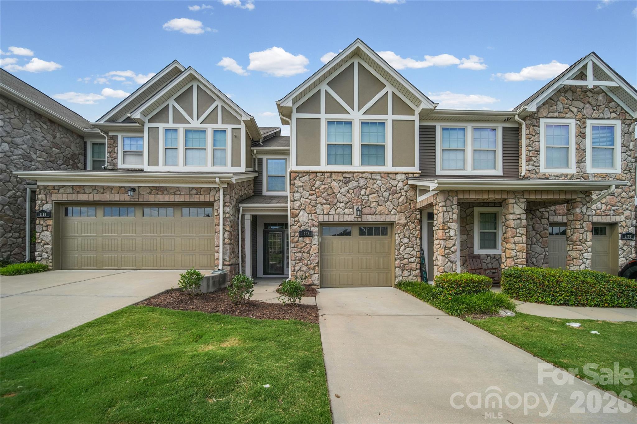 1108 Roderick Drive — photo