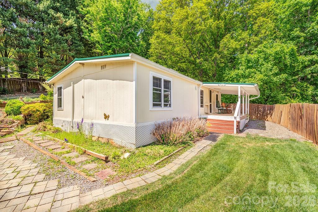 64 Haw Creek Circle — photo