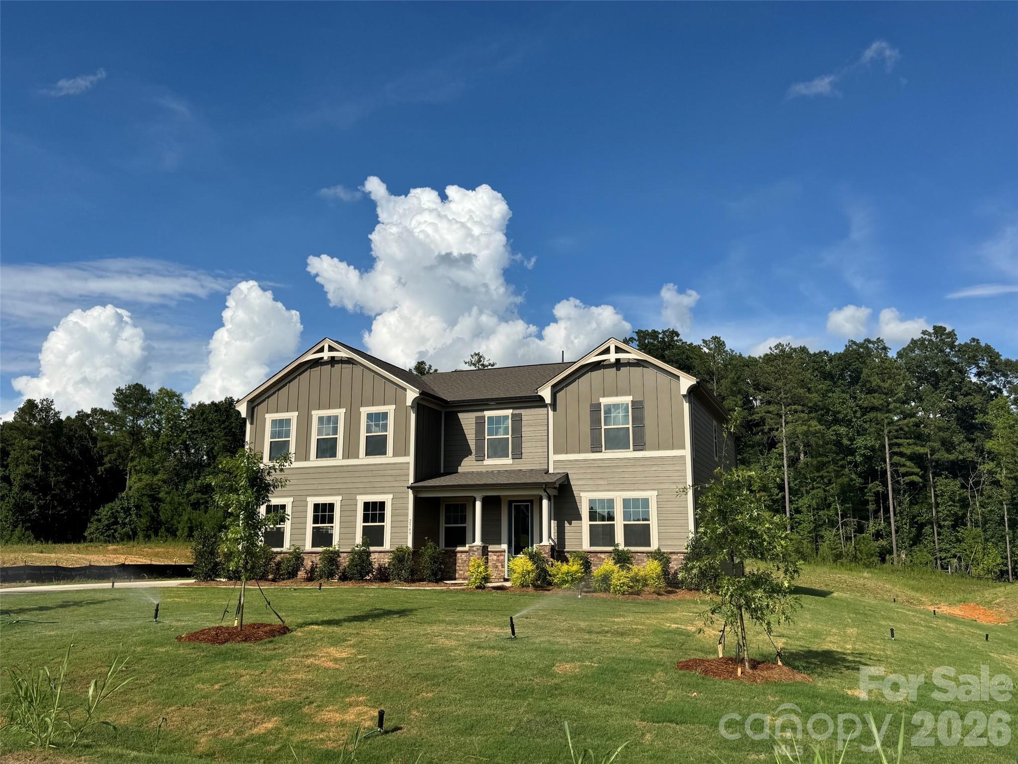 2549 Mabel Lane — photo