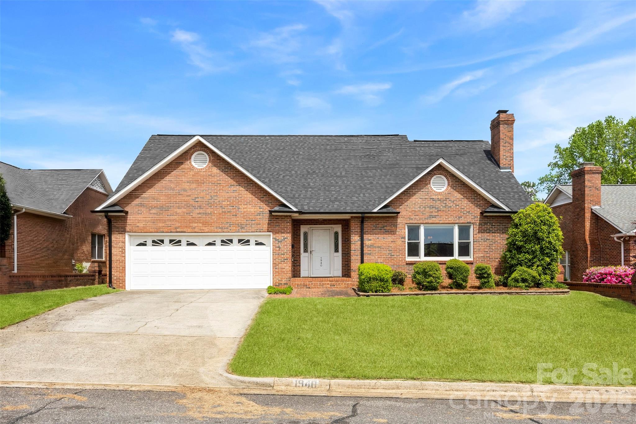 1940 Wexford Court — photo