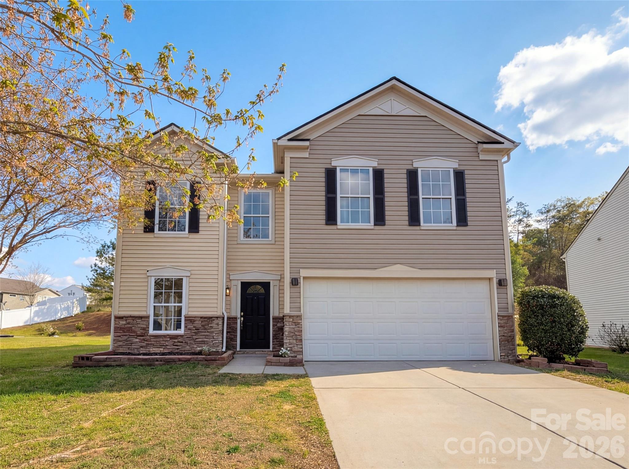 416 Inverness Lane — photo