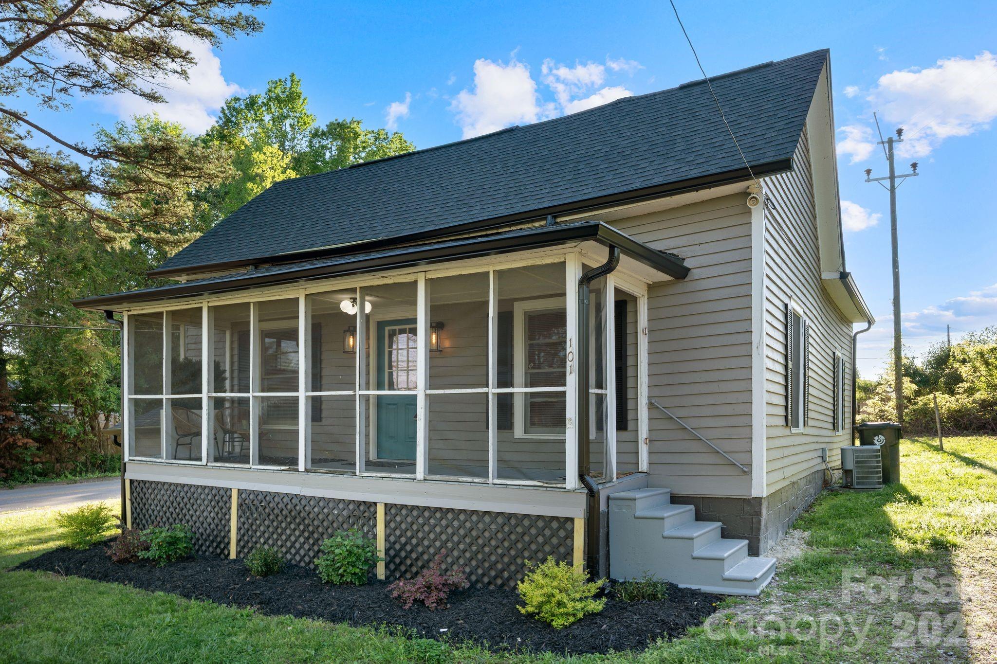 101 Fairview Street — photo