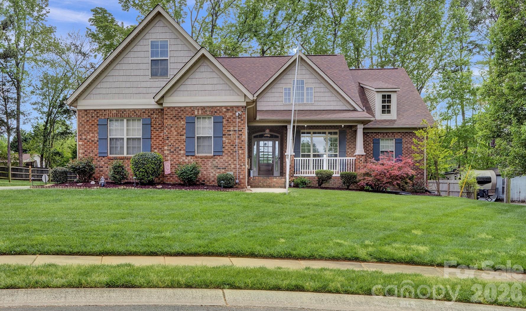2005 Brookhollow Court — photo