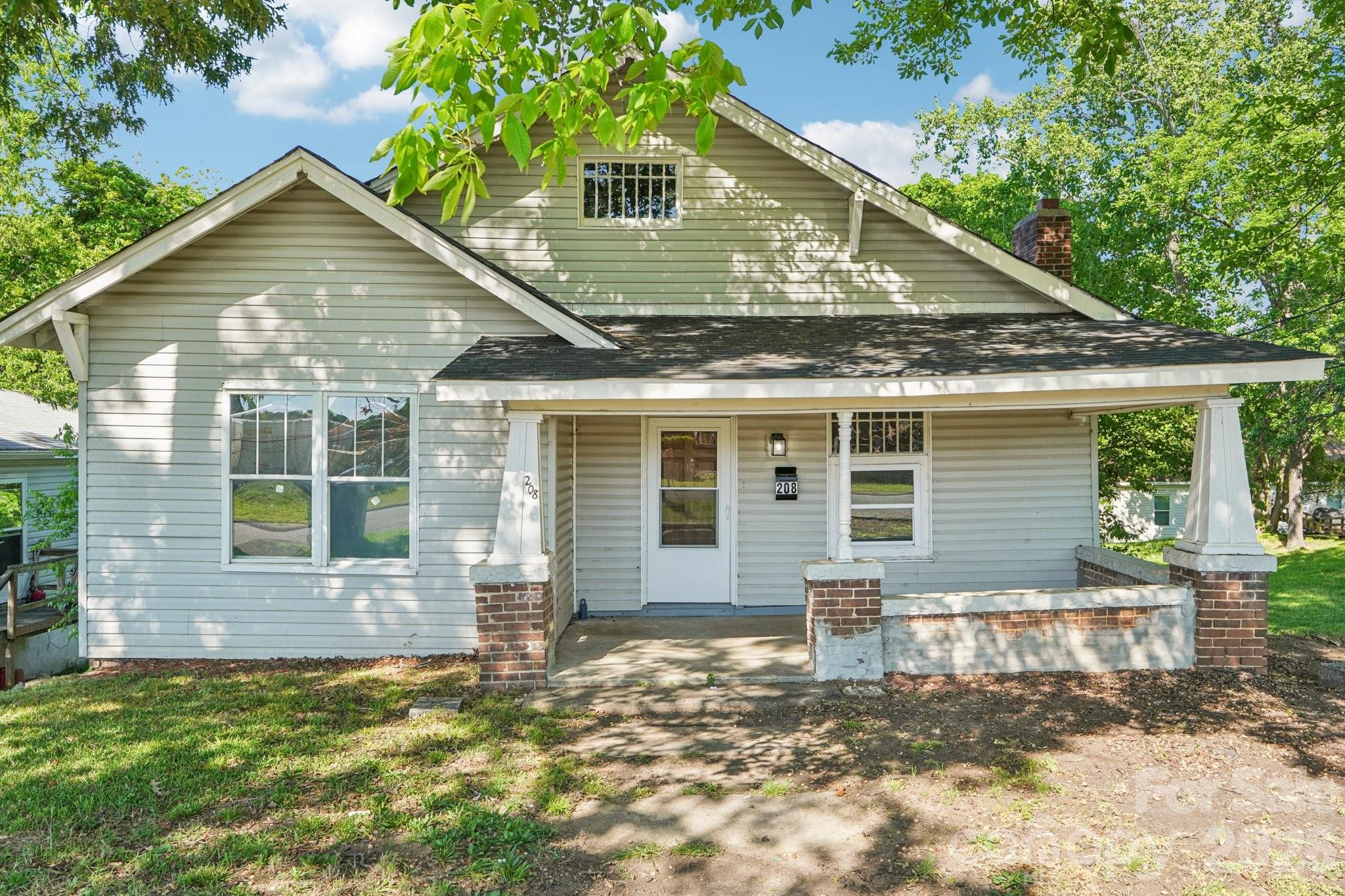 208 W Lafayette Street — photo