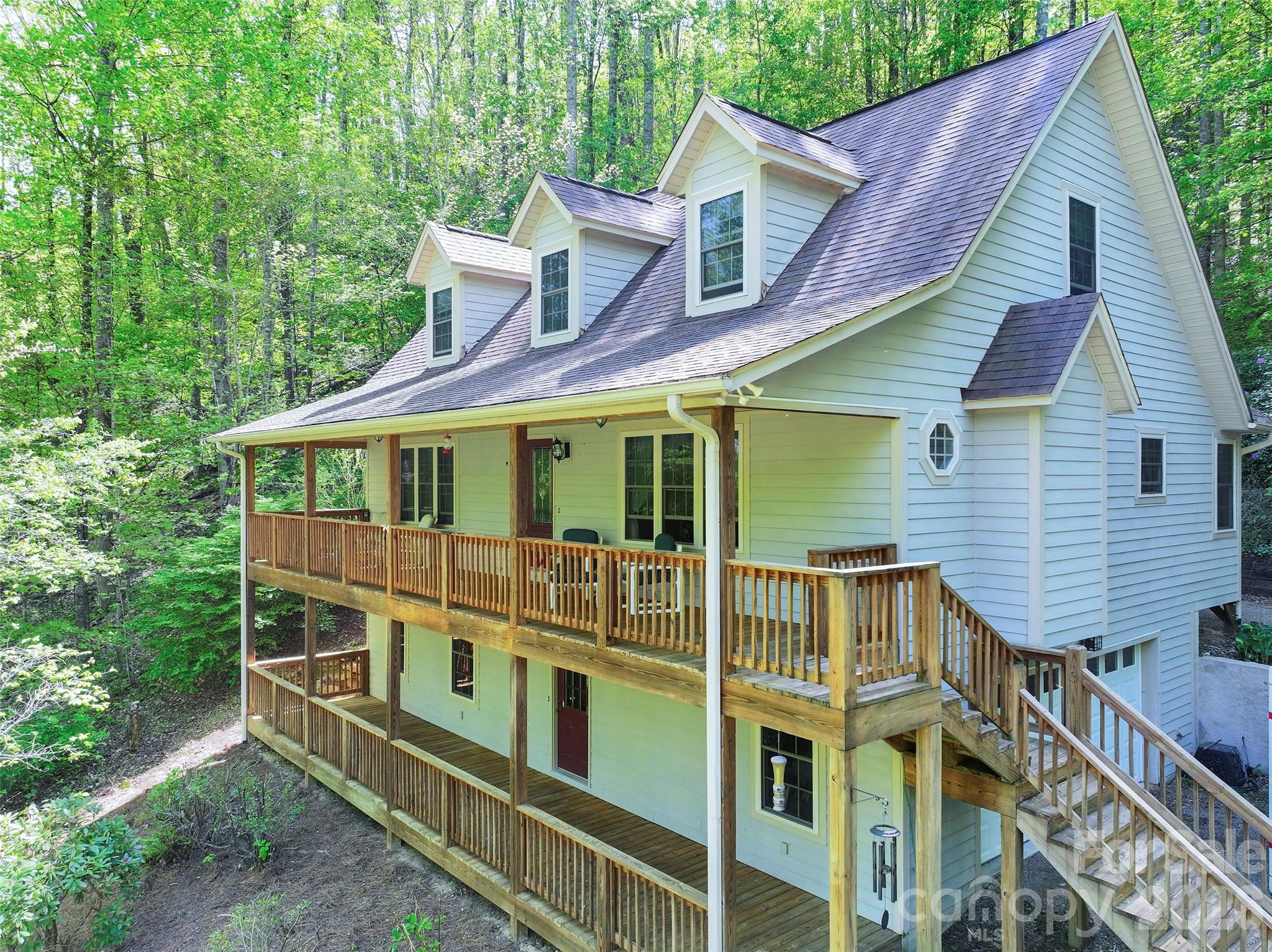 93 Streamside Drive — photo