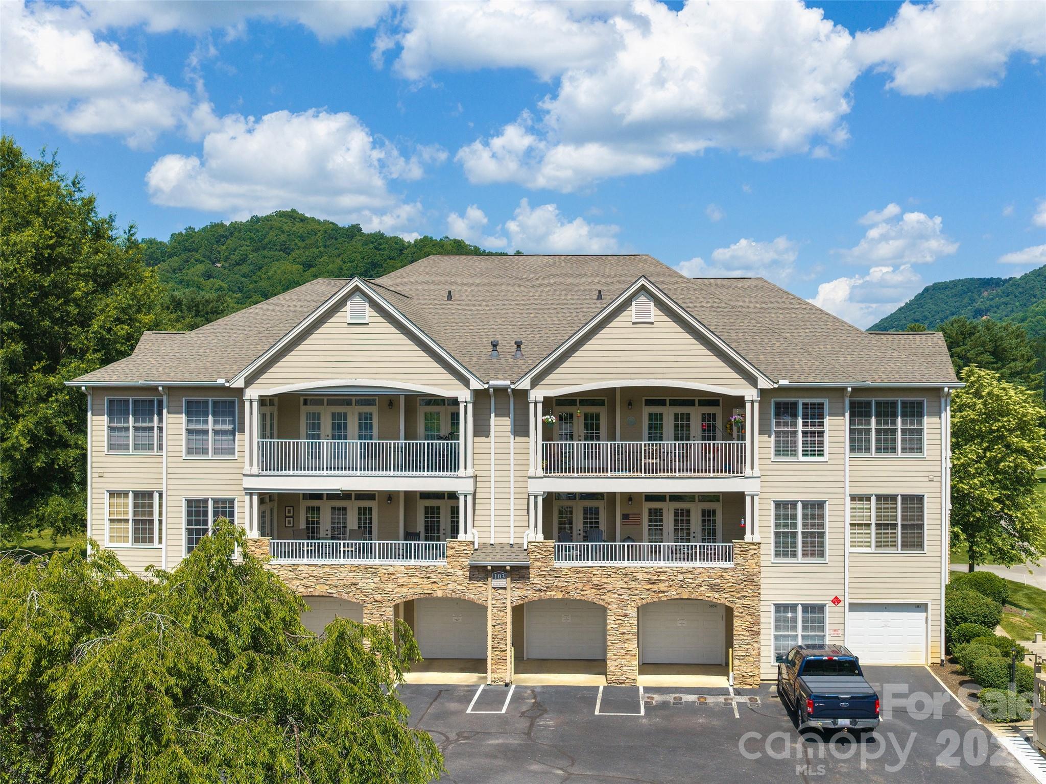 103 Glenview Lane 5048 — photo
