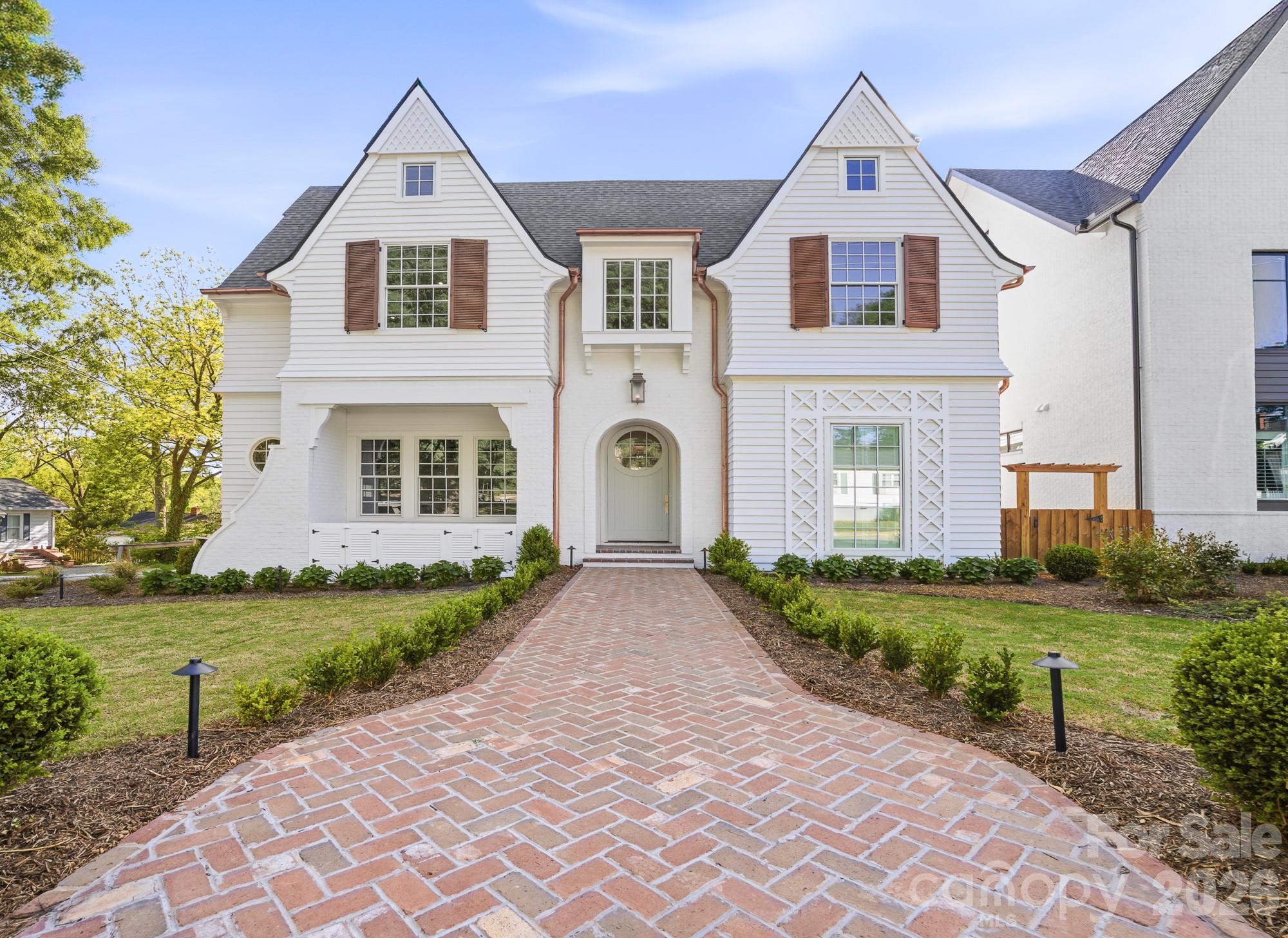 222 Walnut Street — photo