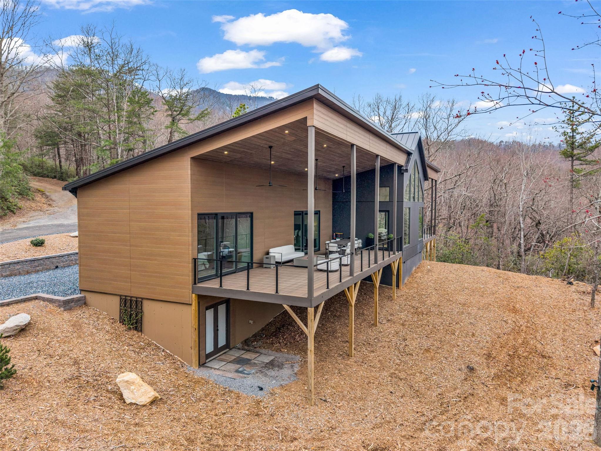 664 Quail Ridge Road — photo