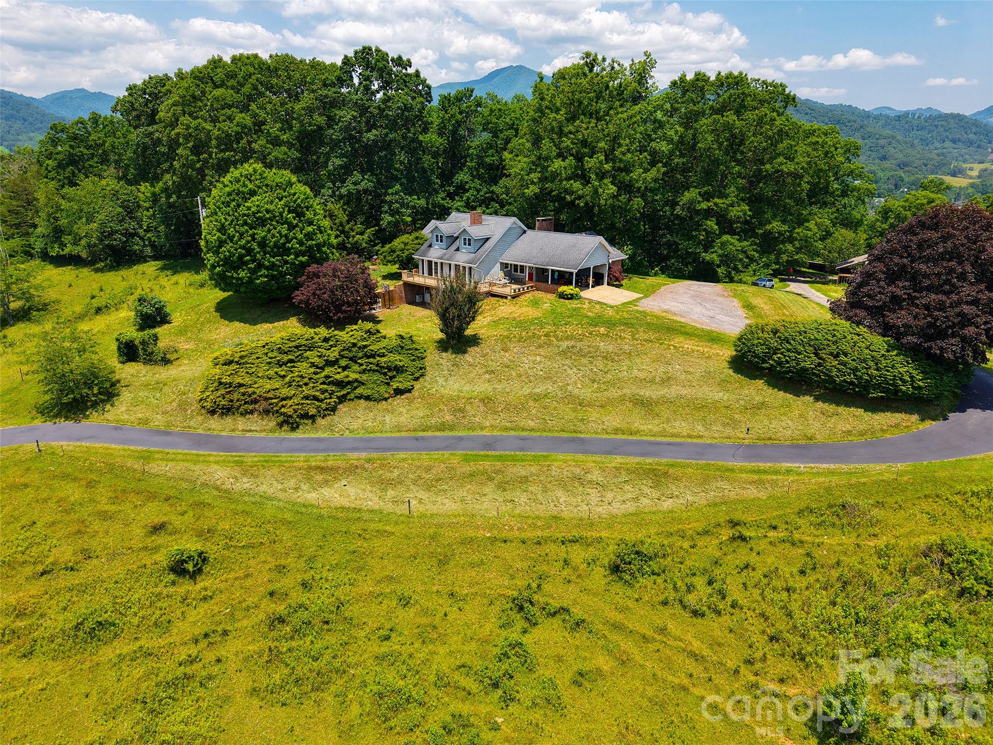 80 Gobblers Knob Drive — photo