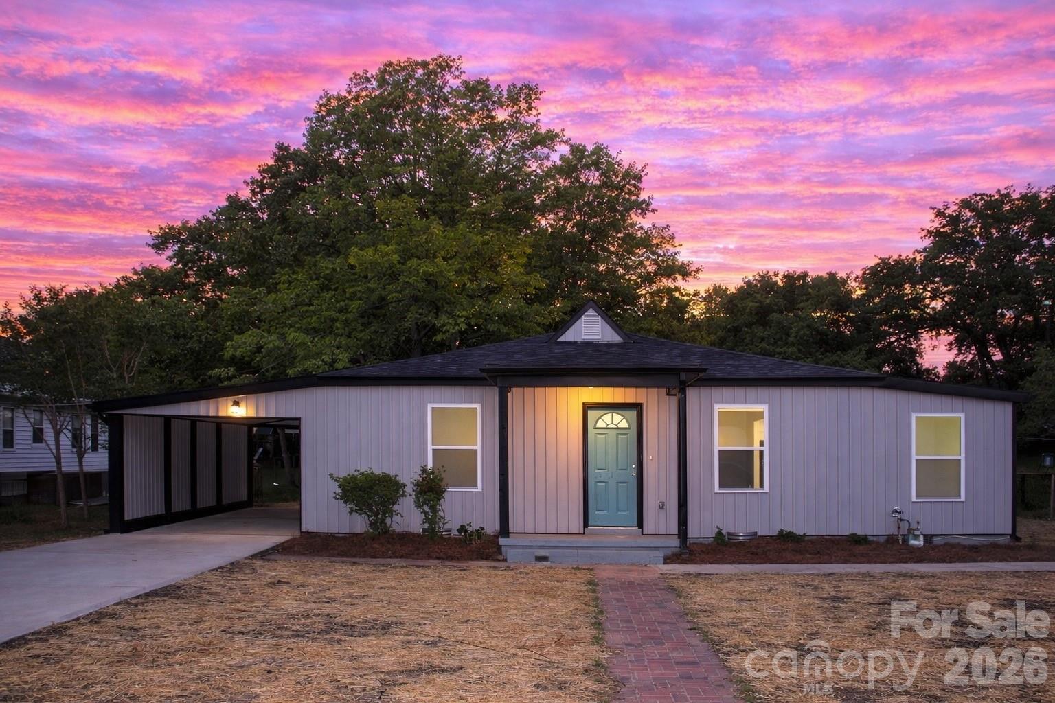 308 Highland Avenue SW — photo