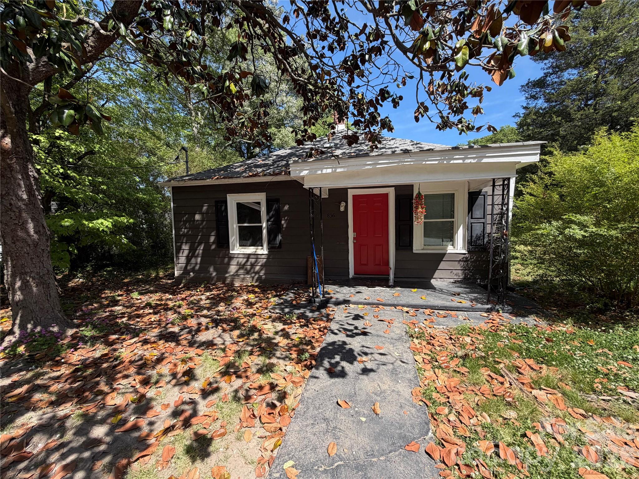 836 S Dalton Street — photo