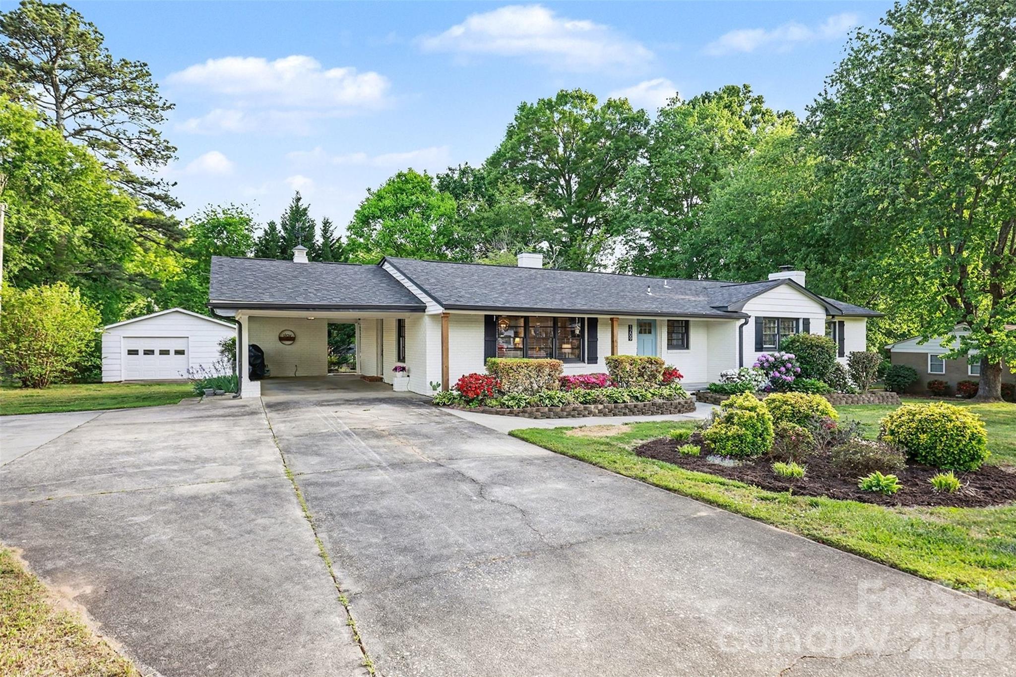 1209 Arbor Drive — photo