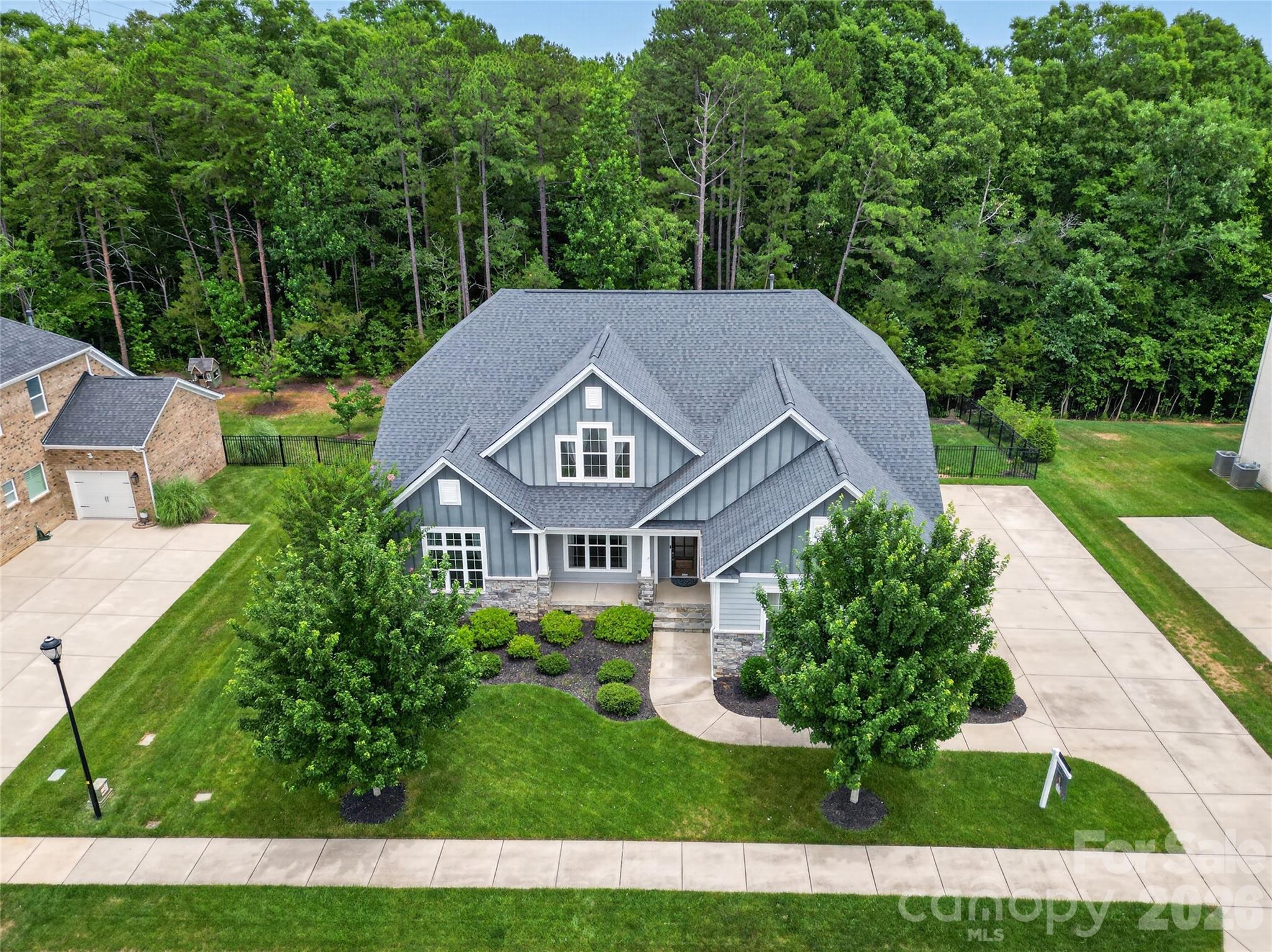 137 Trelawn Street — photo
