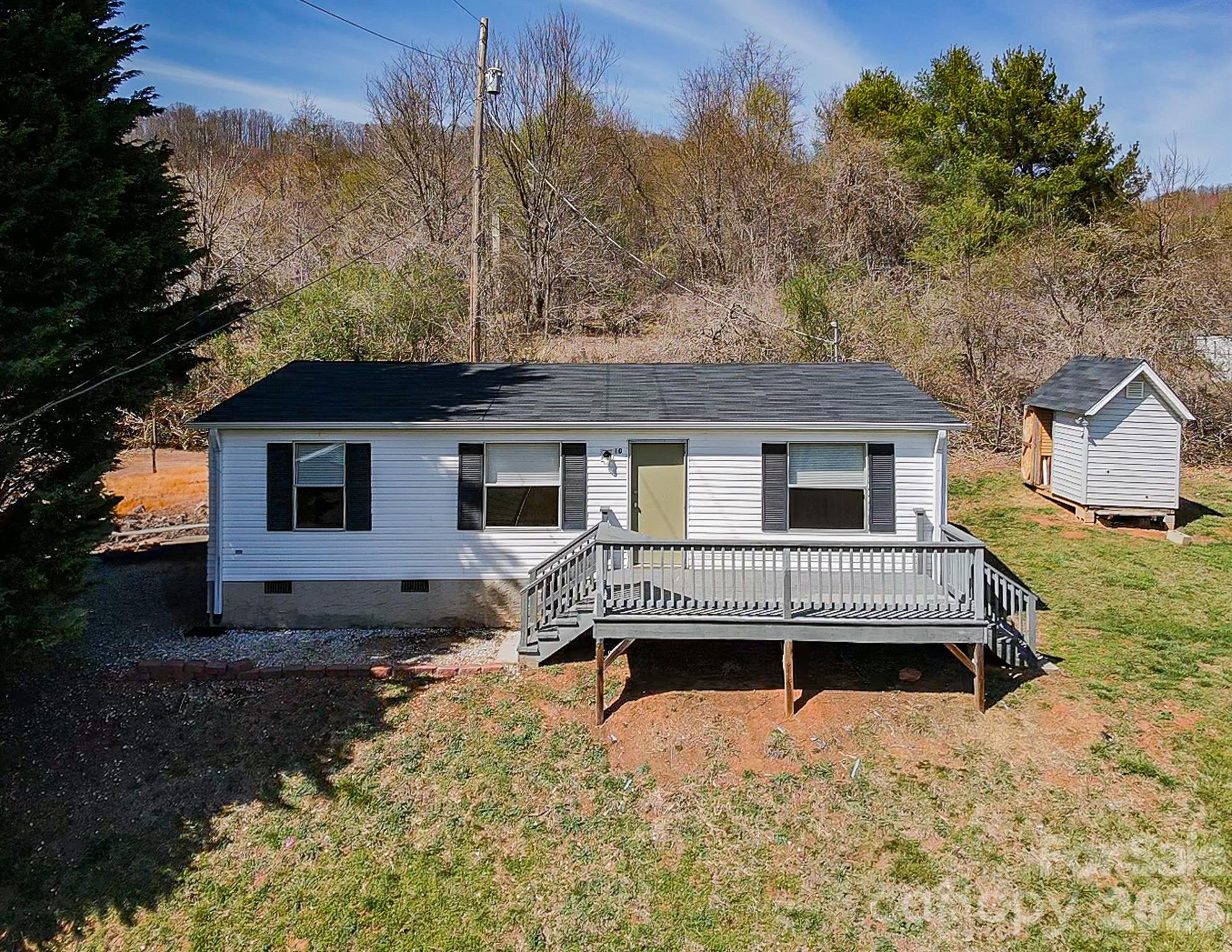 10 Lands End Drive — photo