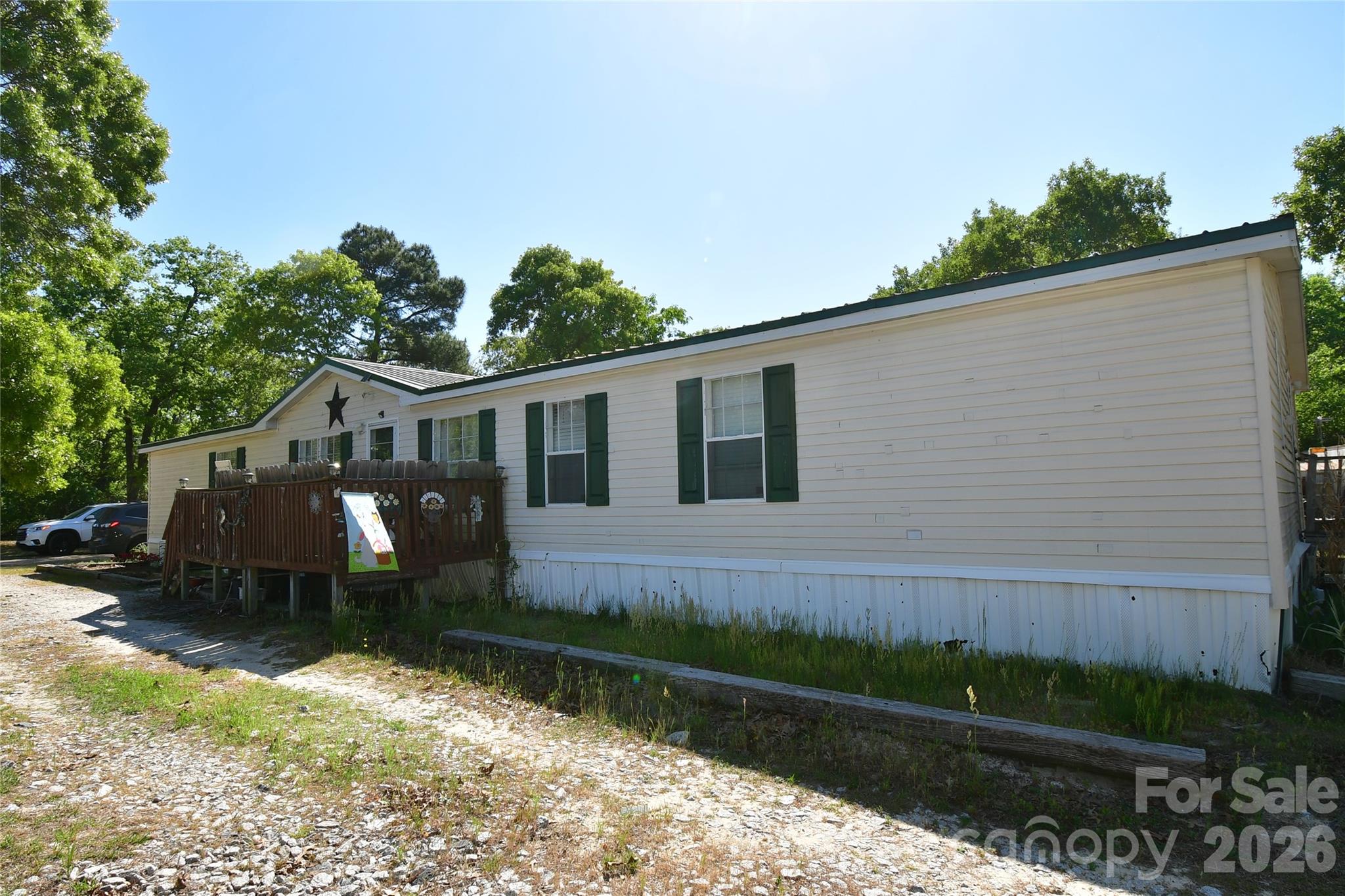 4348 John Gardner Road — photo