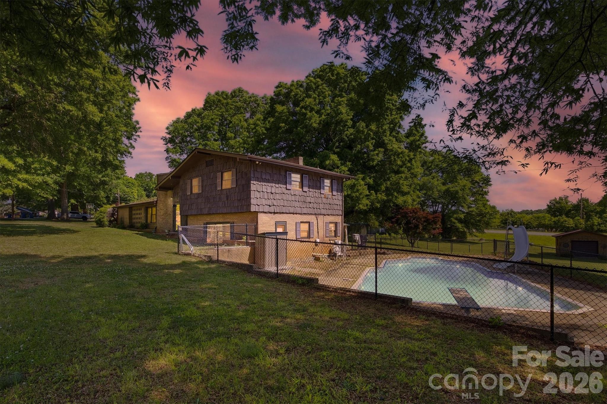 3634 Brookwood Drive — photo