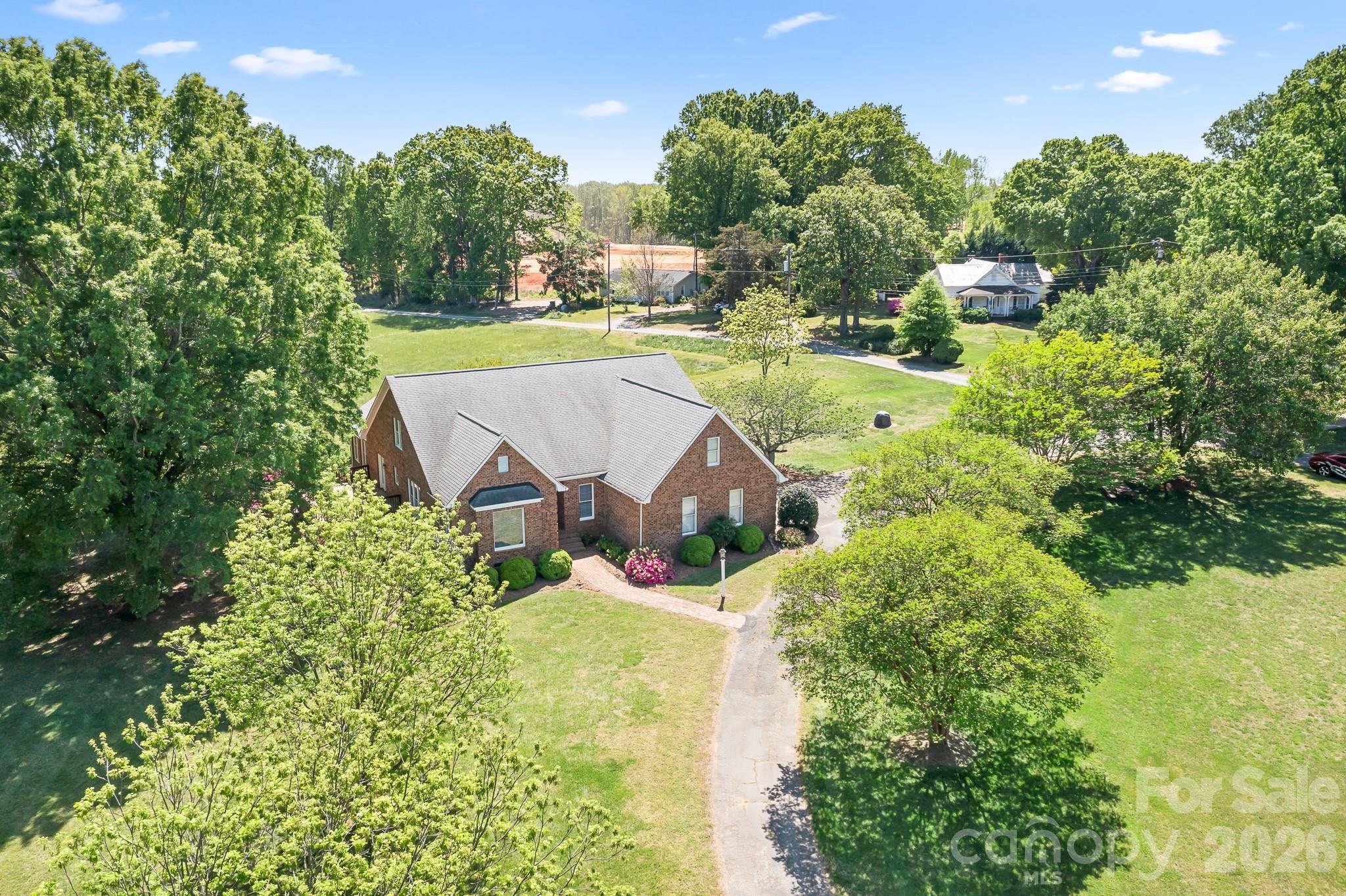 11690 Bain School Road — photo