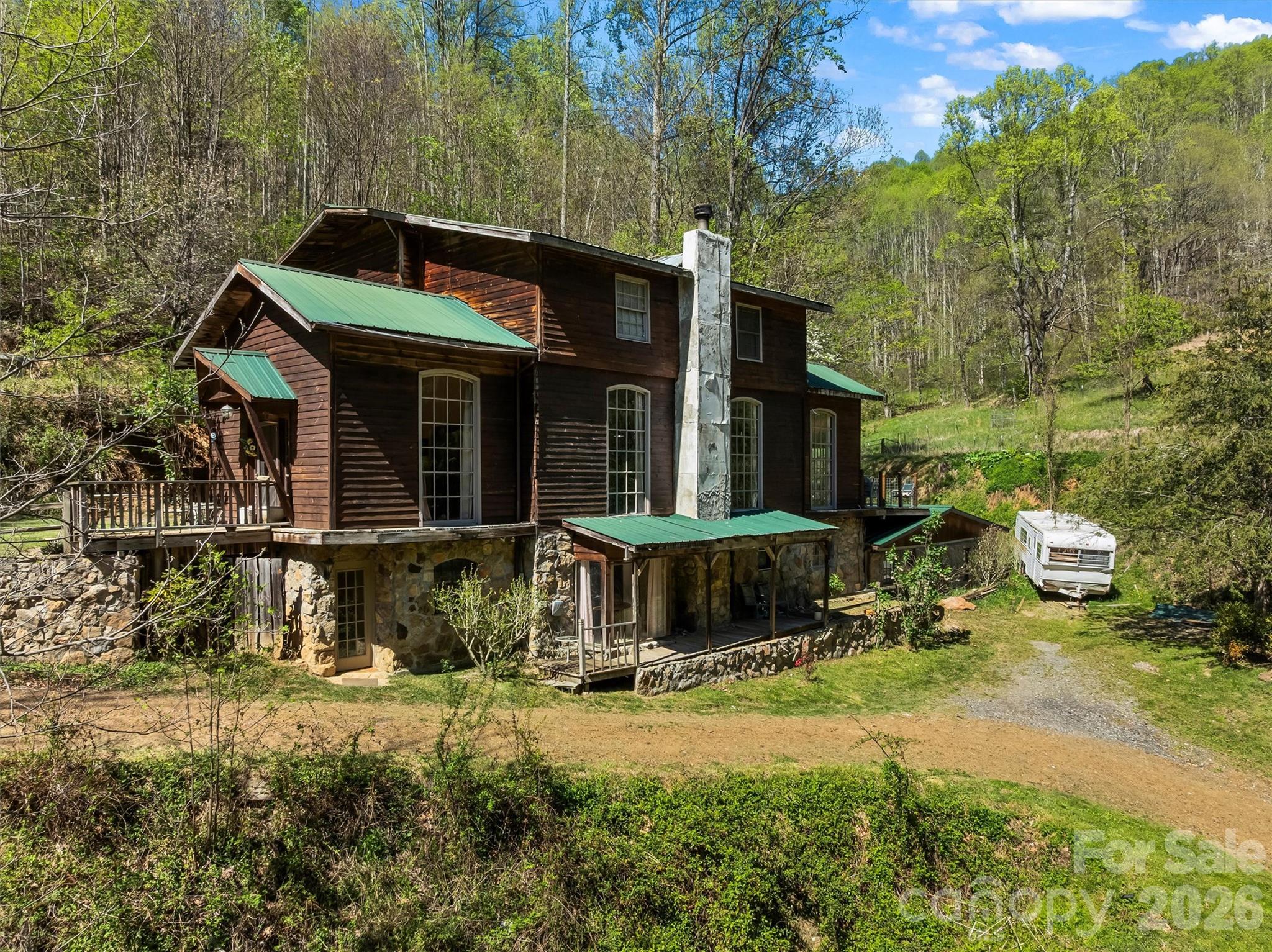 1717 Howard Moore Road — photo
