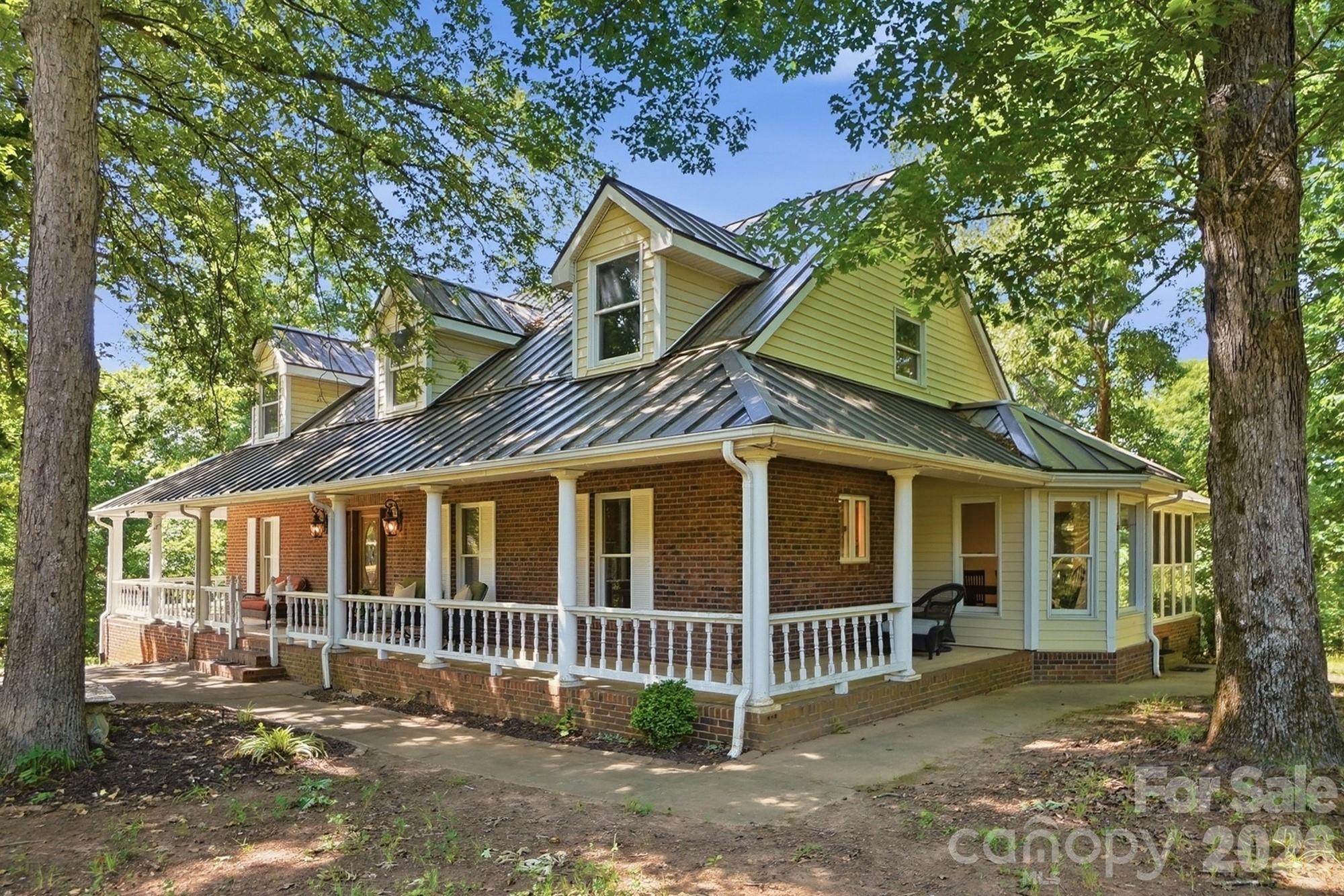 846 Windy Oaks Way — photo